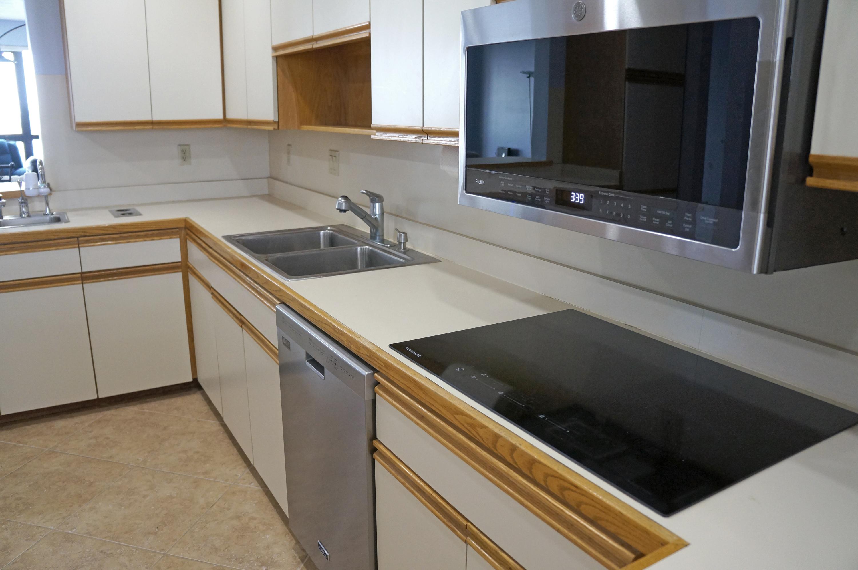 TWO HUNDRED WEST CONDO - Residential