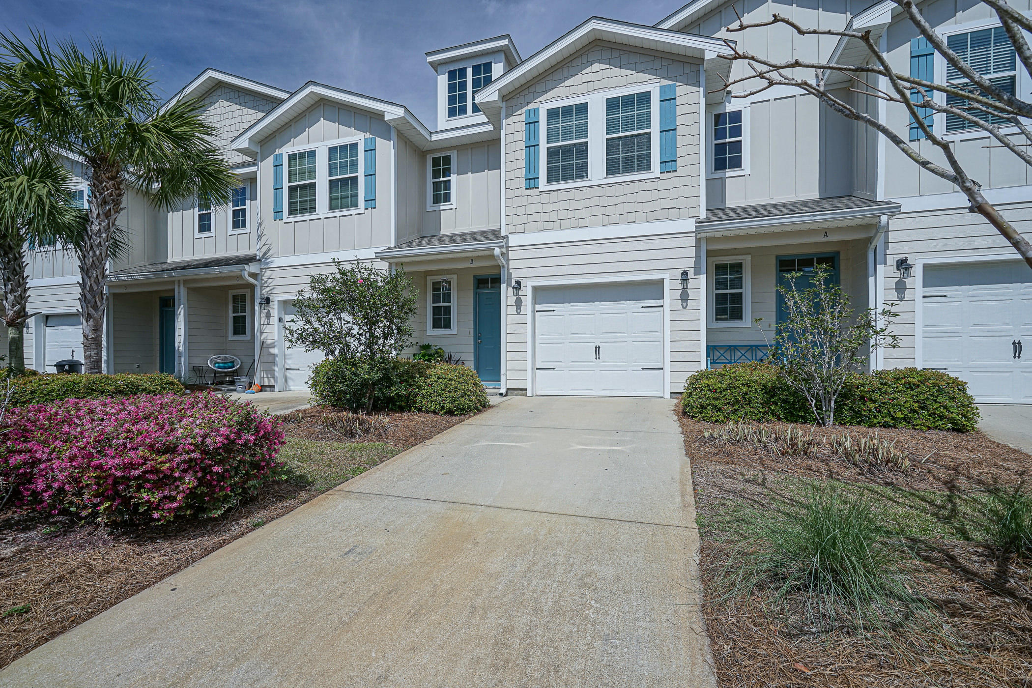 WATER OAKS Townhomes - Residential