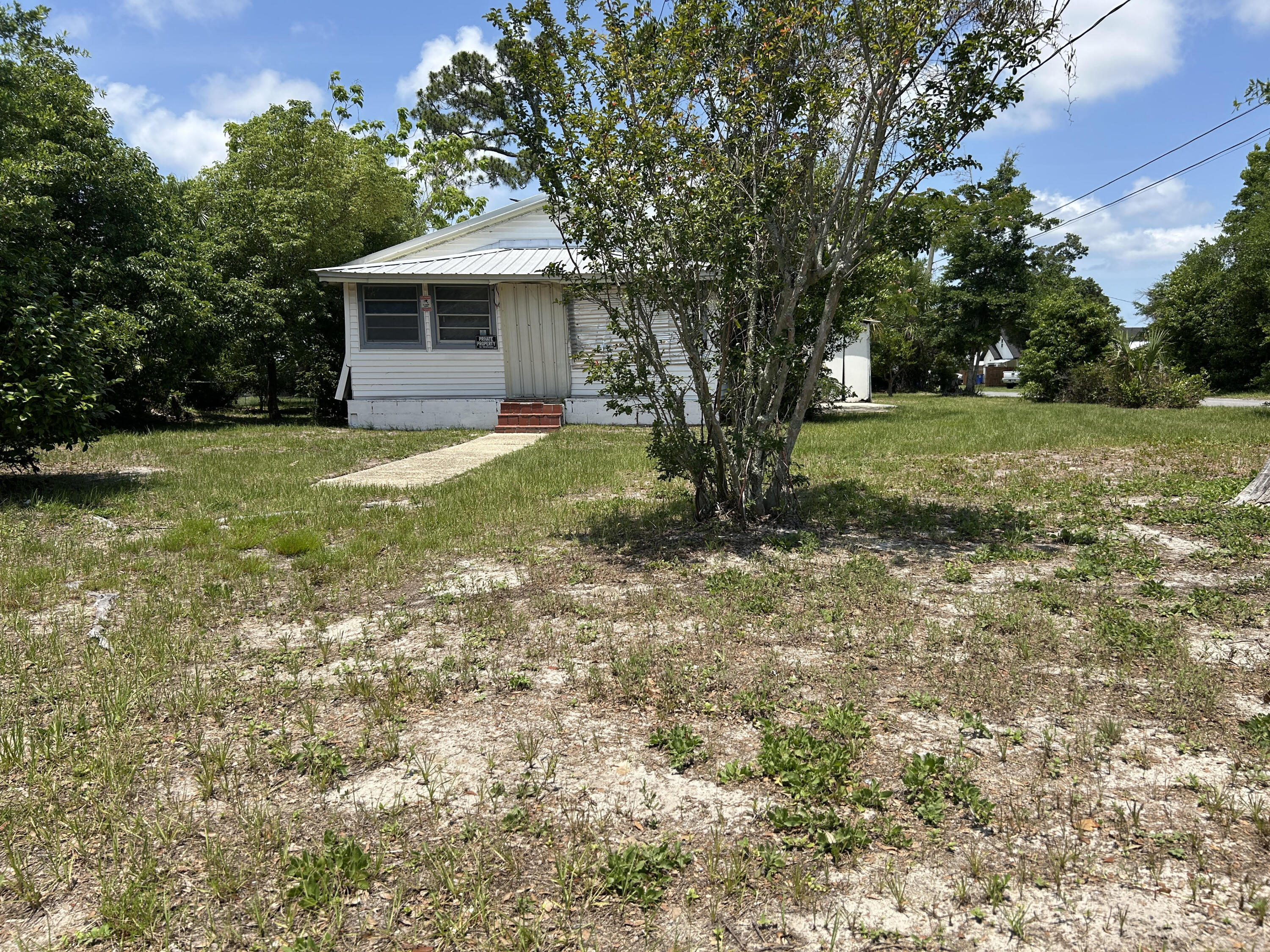 NO RECORDED SUBDIVISION - Residential