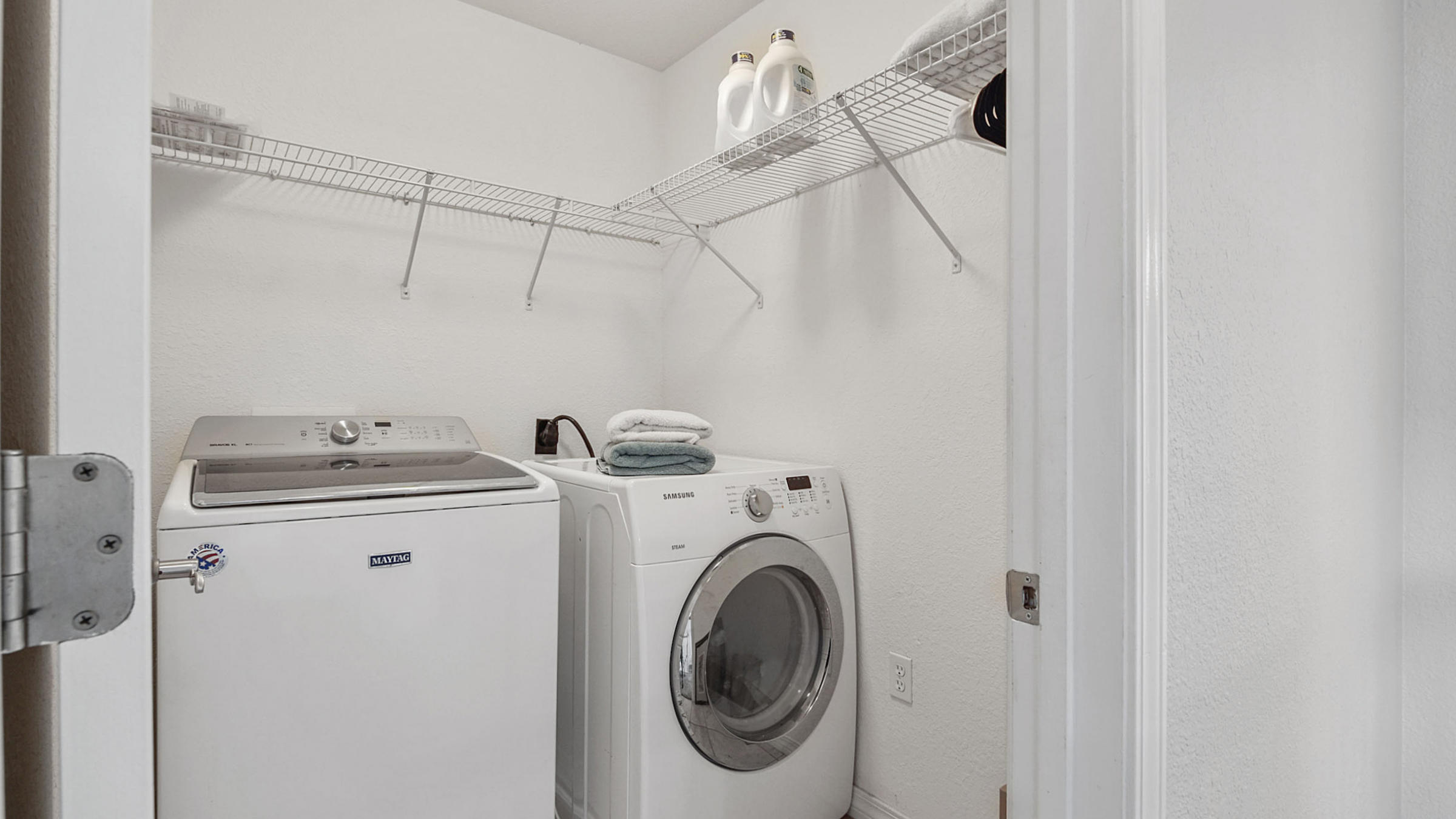 DRIFTWOOD ESTATES - Residential Lease