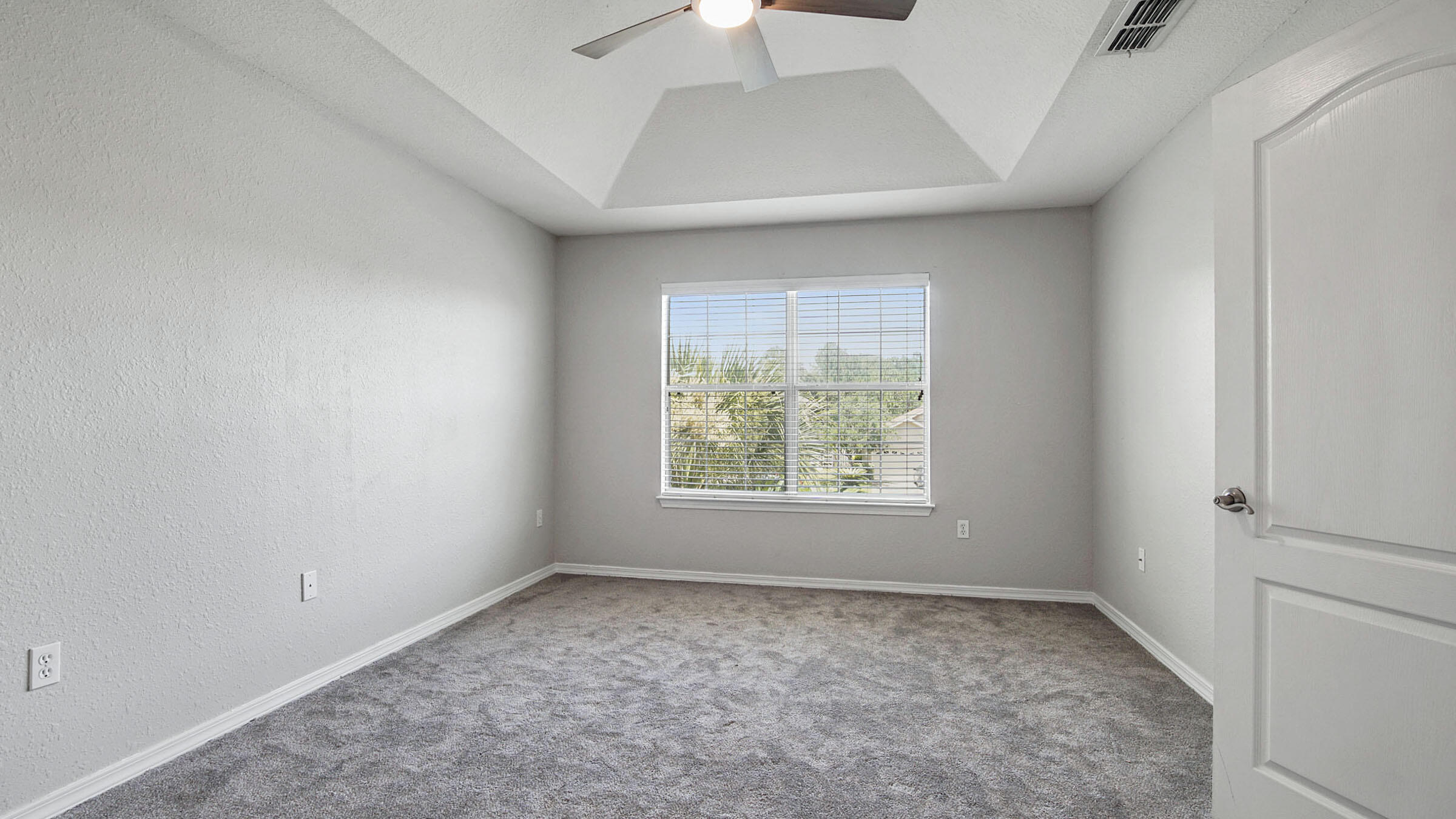 DRIFTWOOD ESTATES - Residential Lease