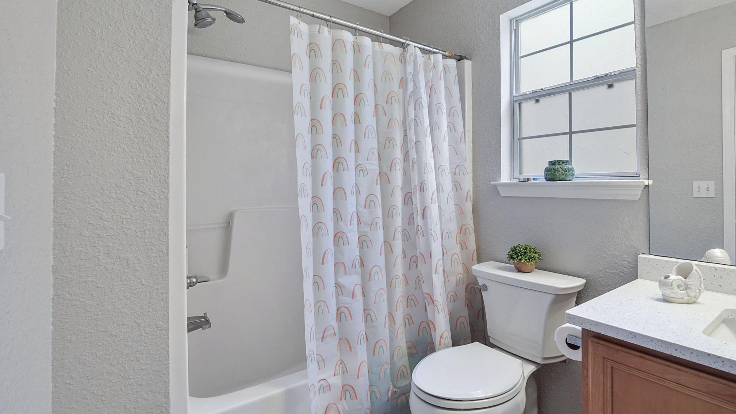 DRIFTWOOD ESTATES - Residential Lease