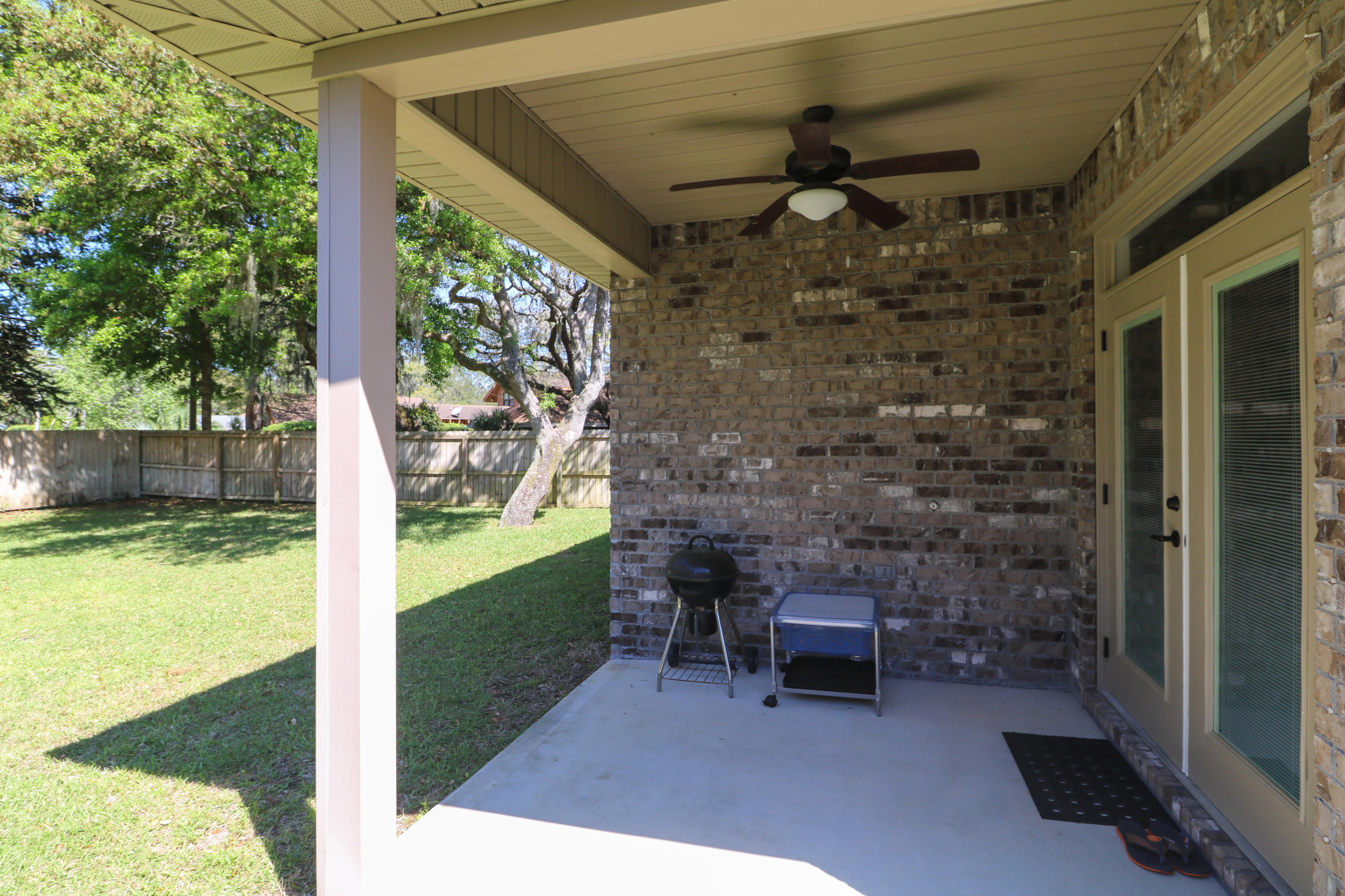 TOM BARROW - Residential