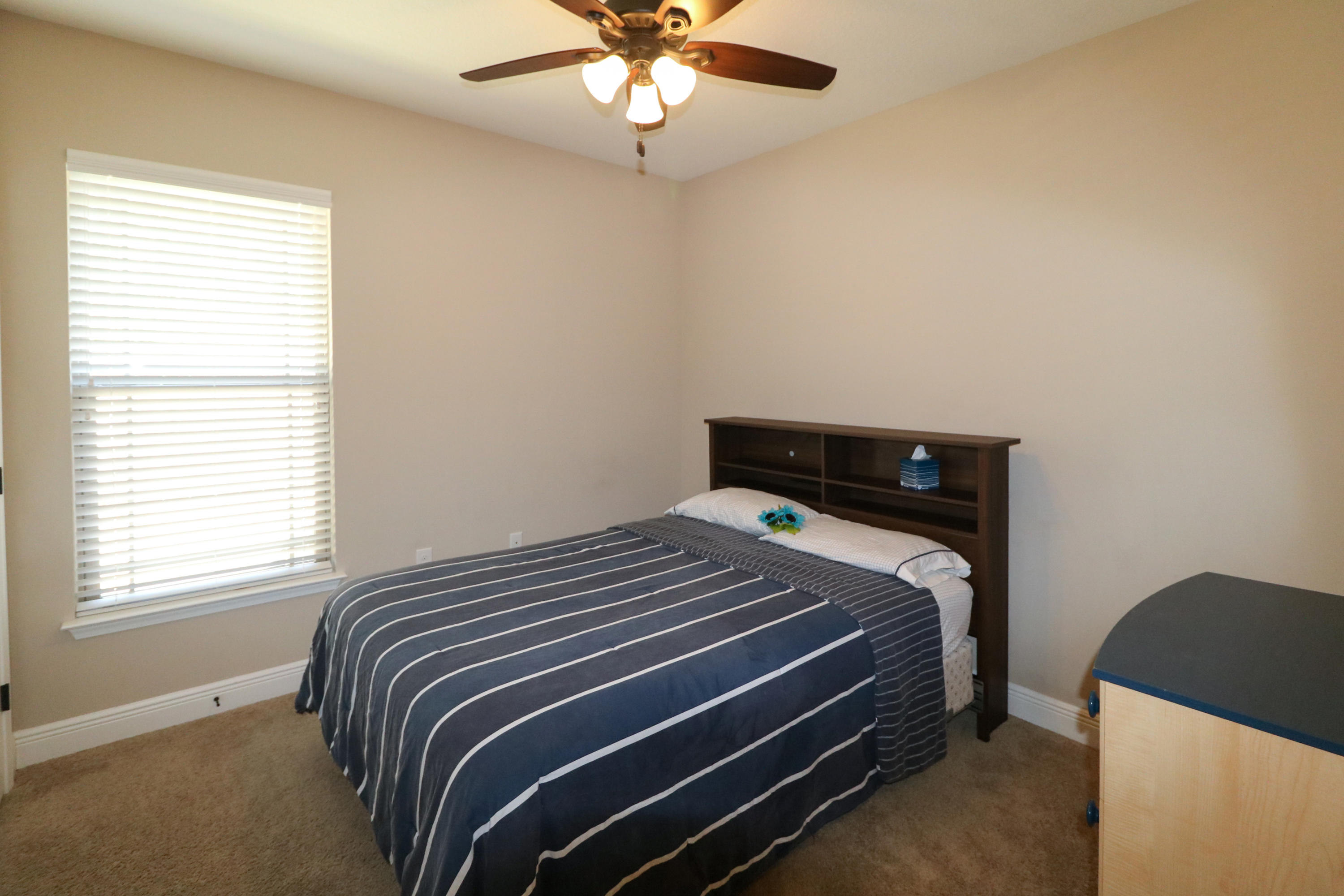 TOM BARROW - Residential