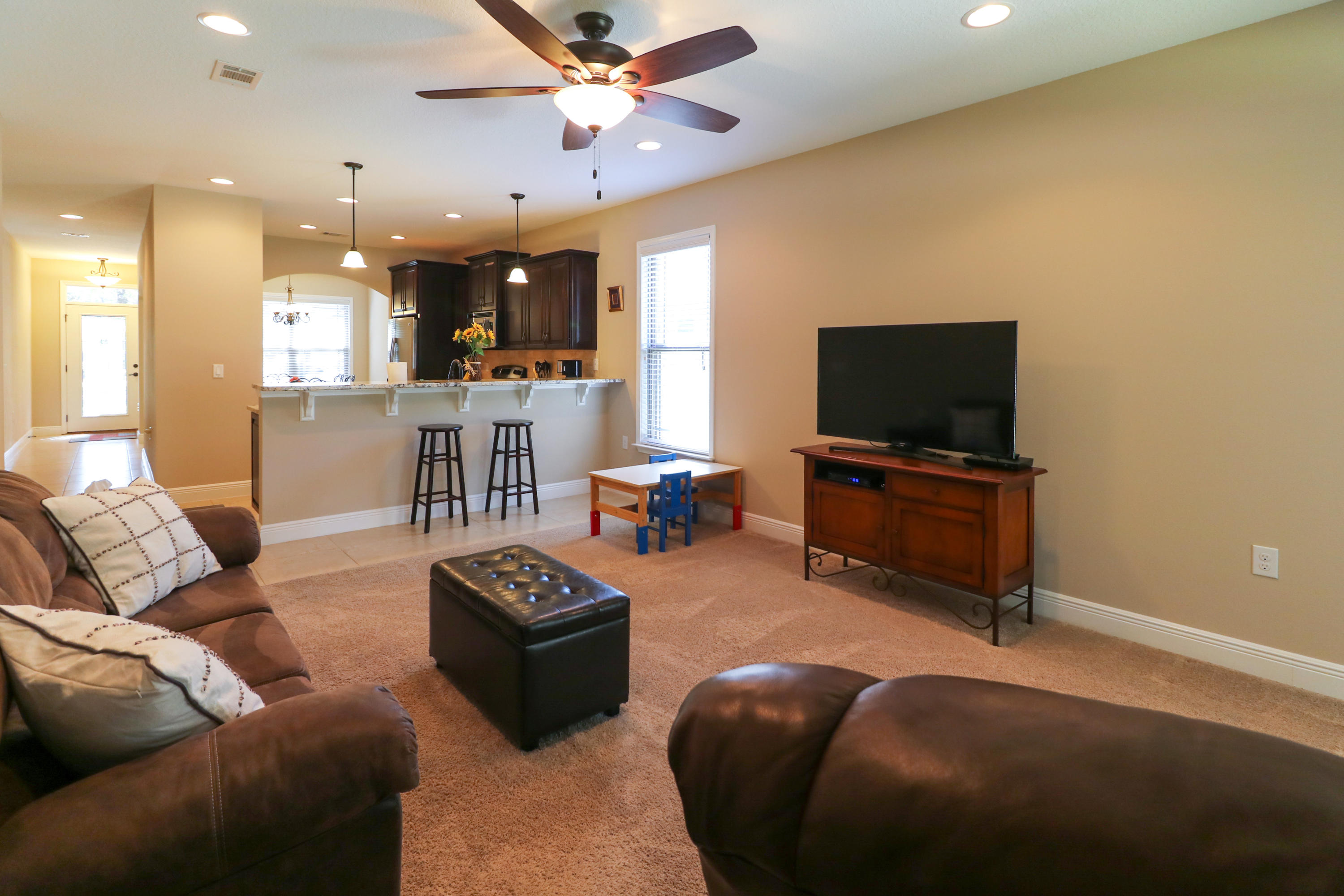 TOM BARROW - Residential