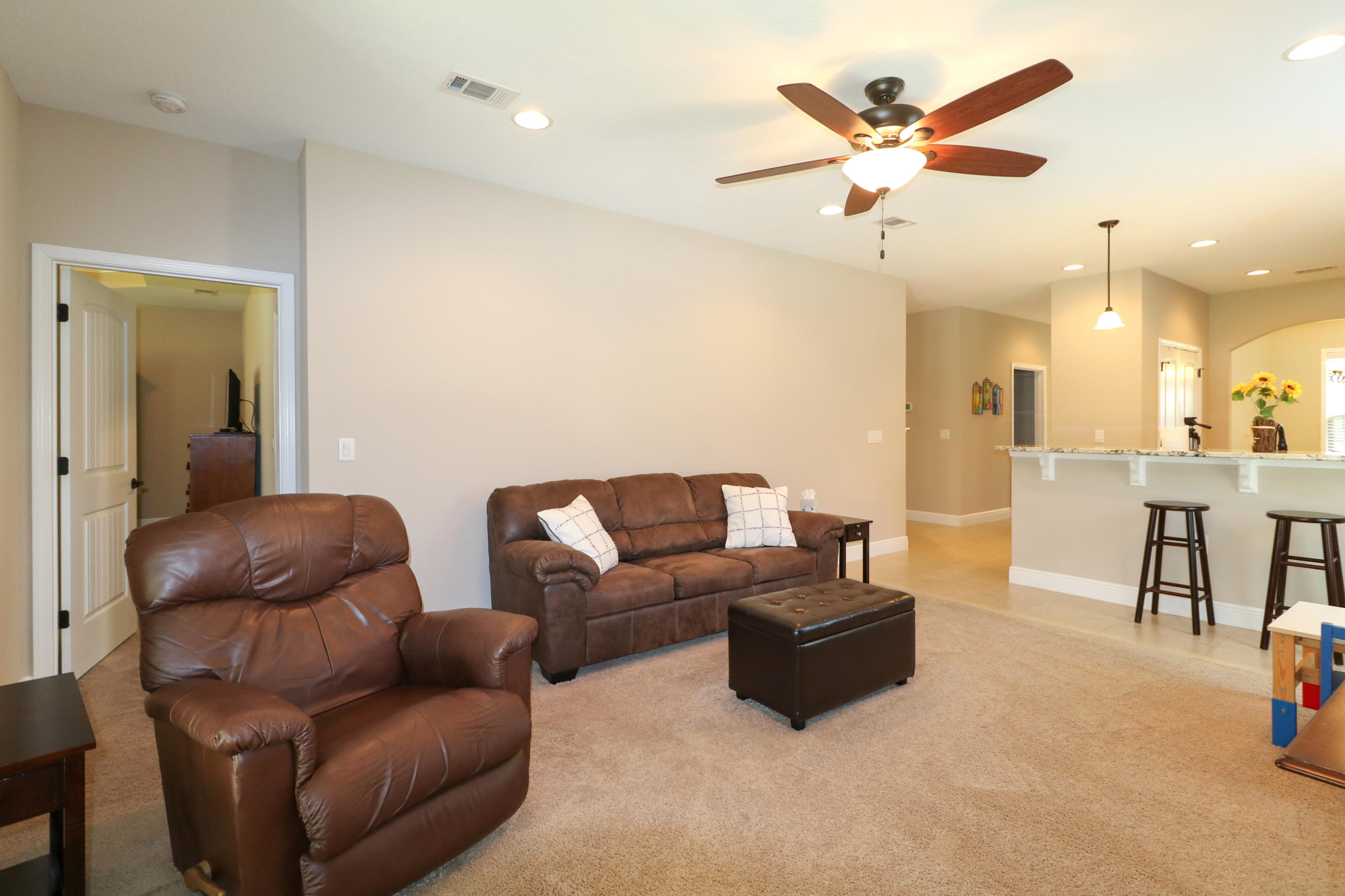 TOM BARROW - Residential