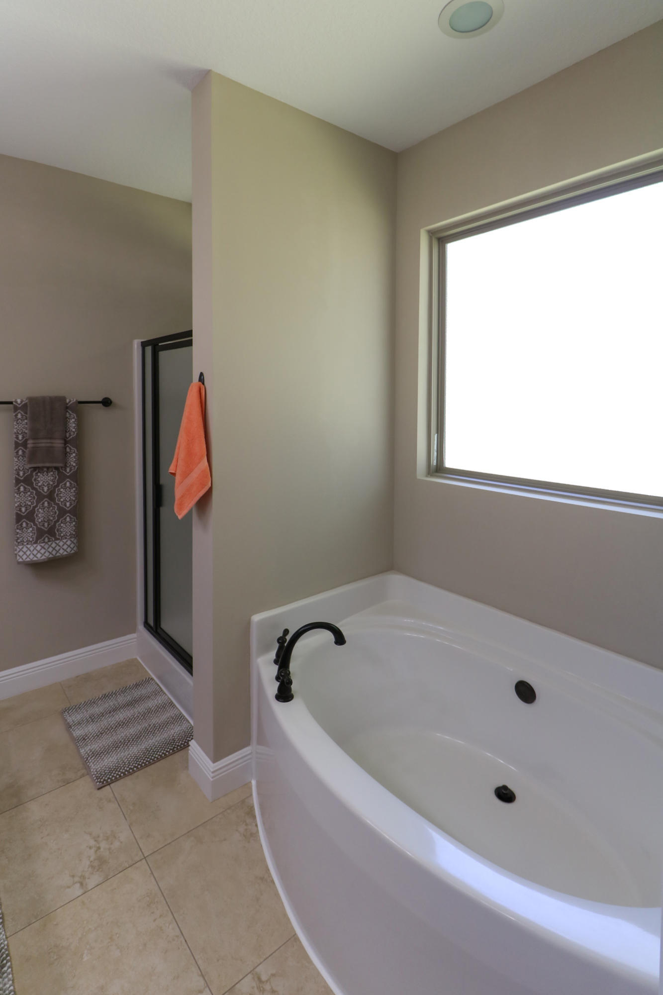 TOM BARROW - Residential