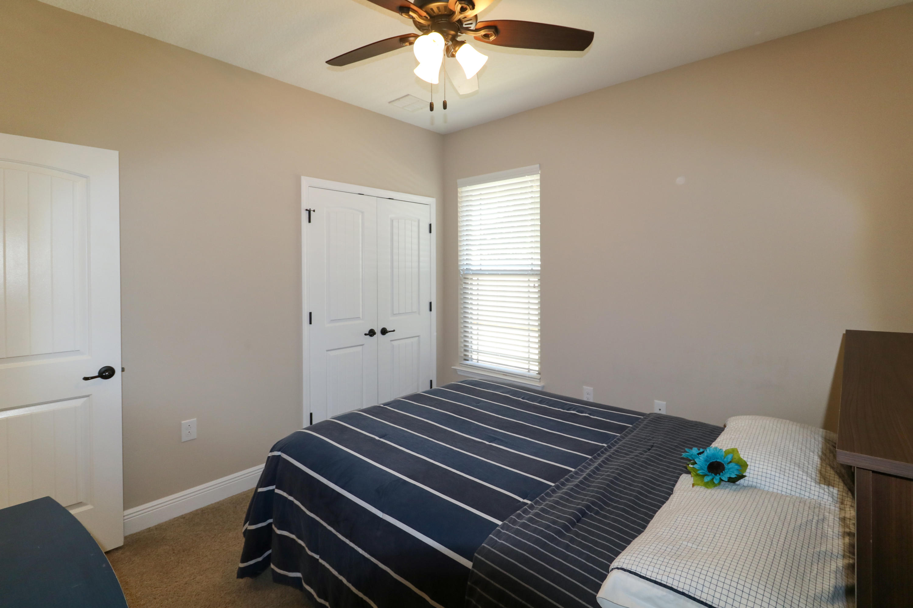 TOM BARROW - Residential