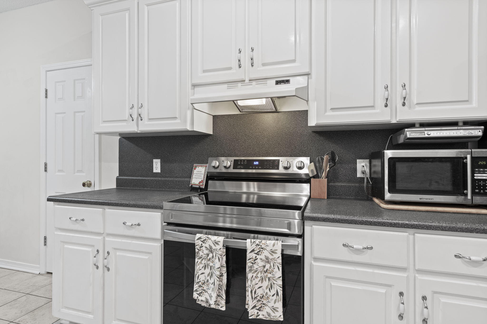 BLUE CYPRESSBLUELAKE COUNTRY ESTATES - Residential