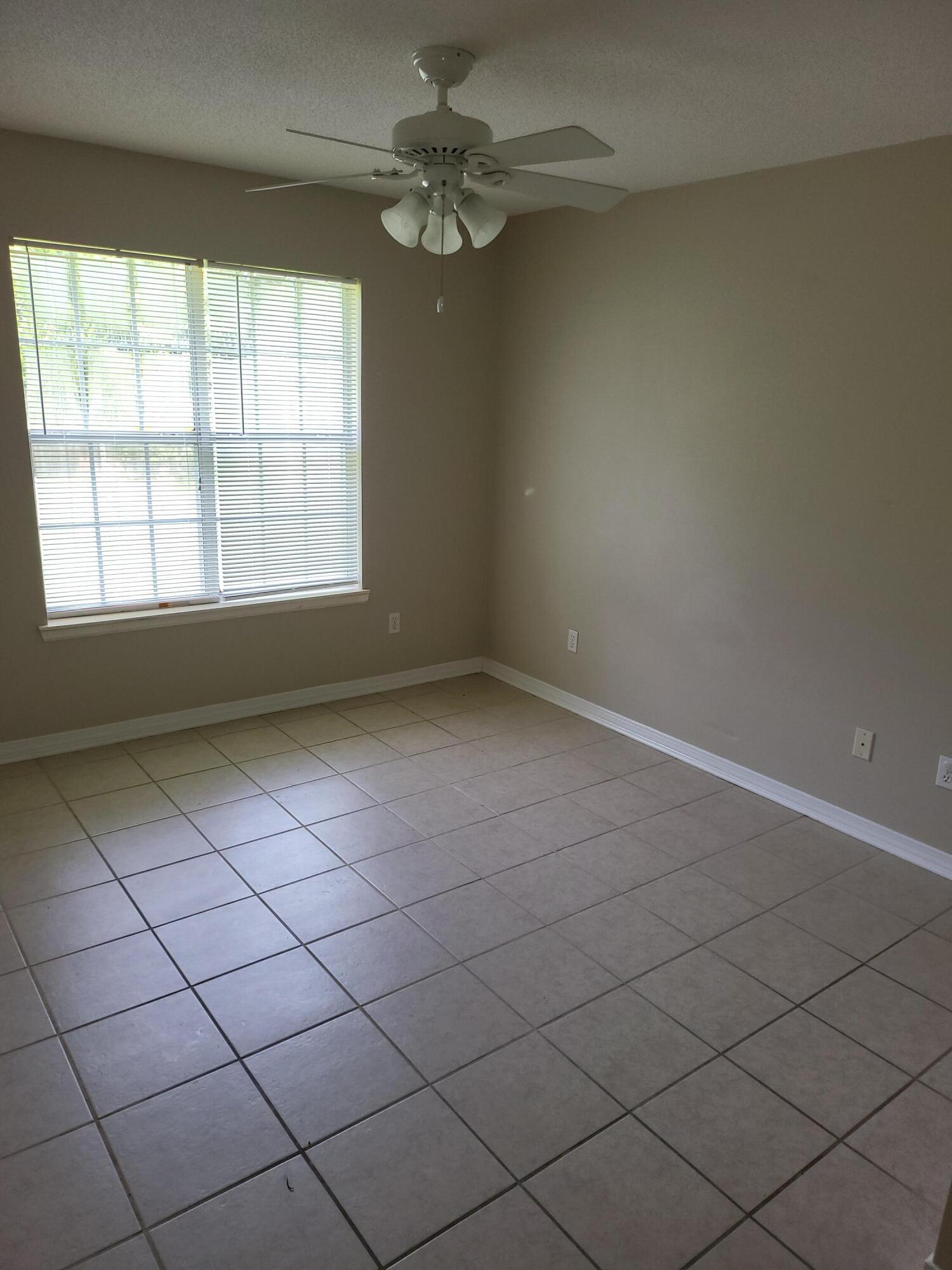 SAN CARLOS ESTATES - Residential