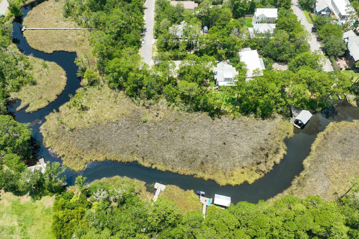 MAGNOLIA BEACH - Land