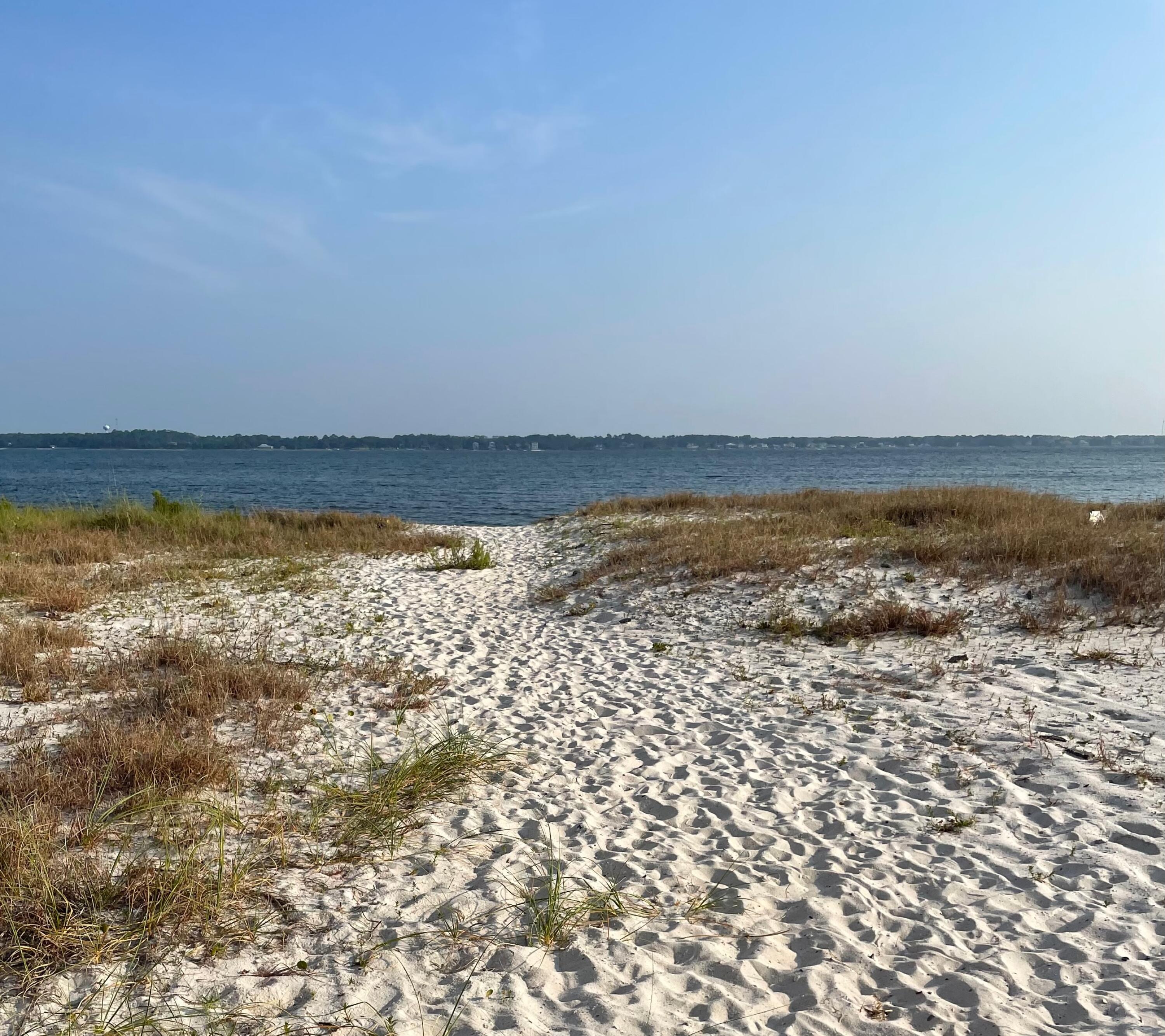 GRAND NAVARRE - Land