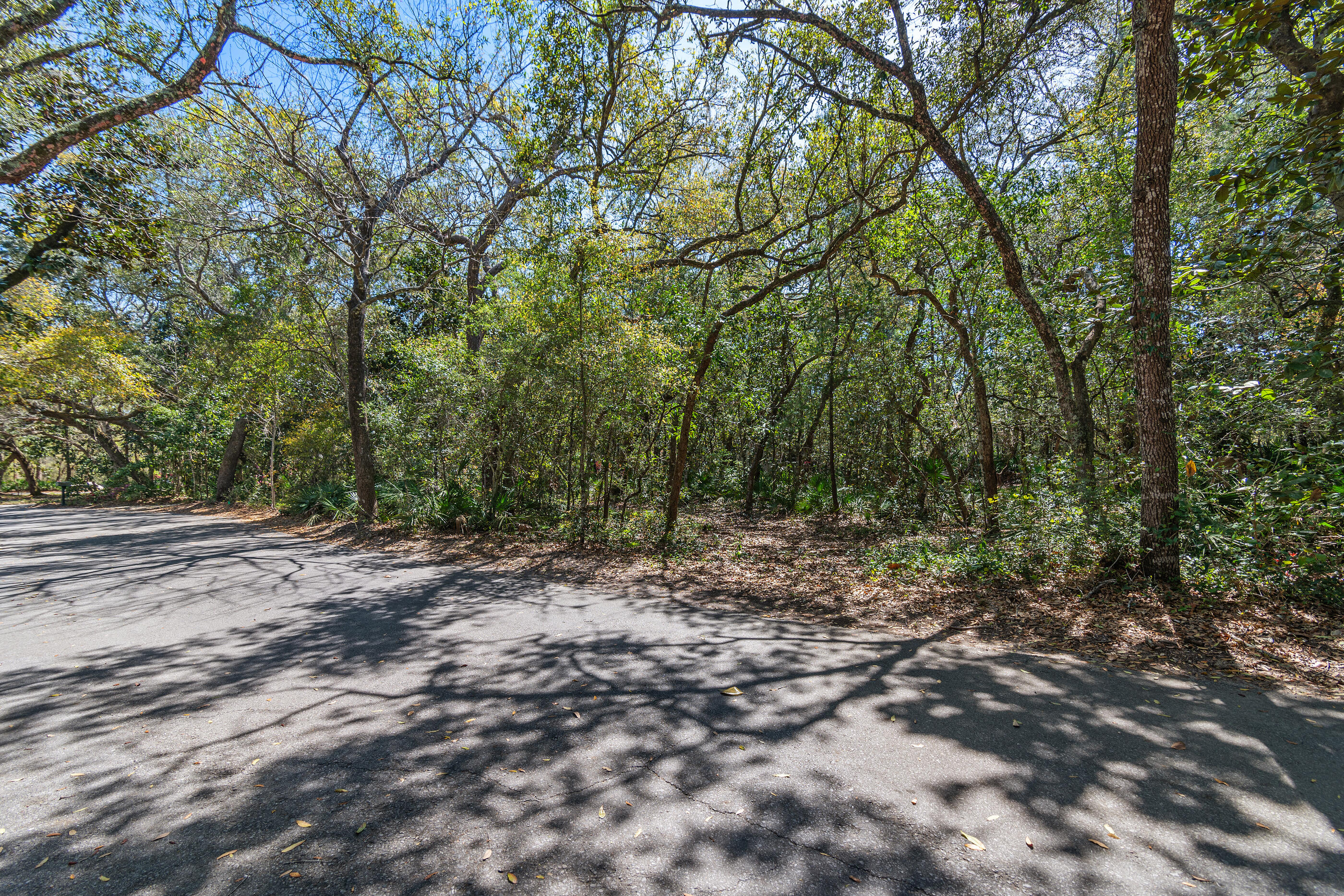 EDEN BAY ESTATES - Land
