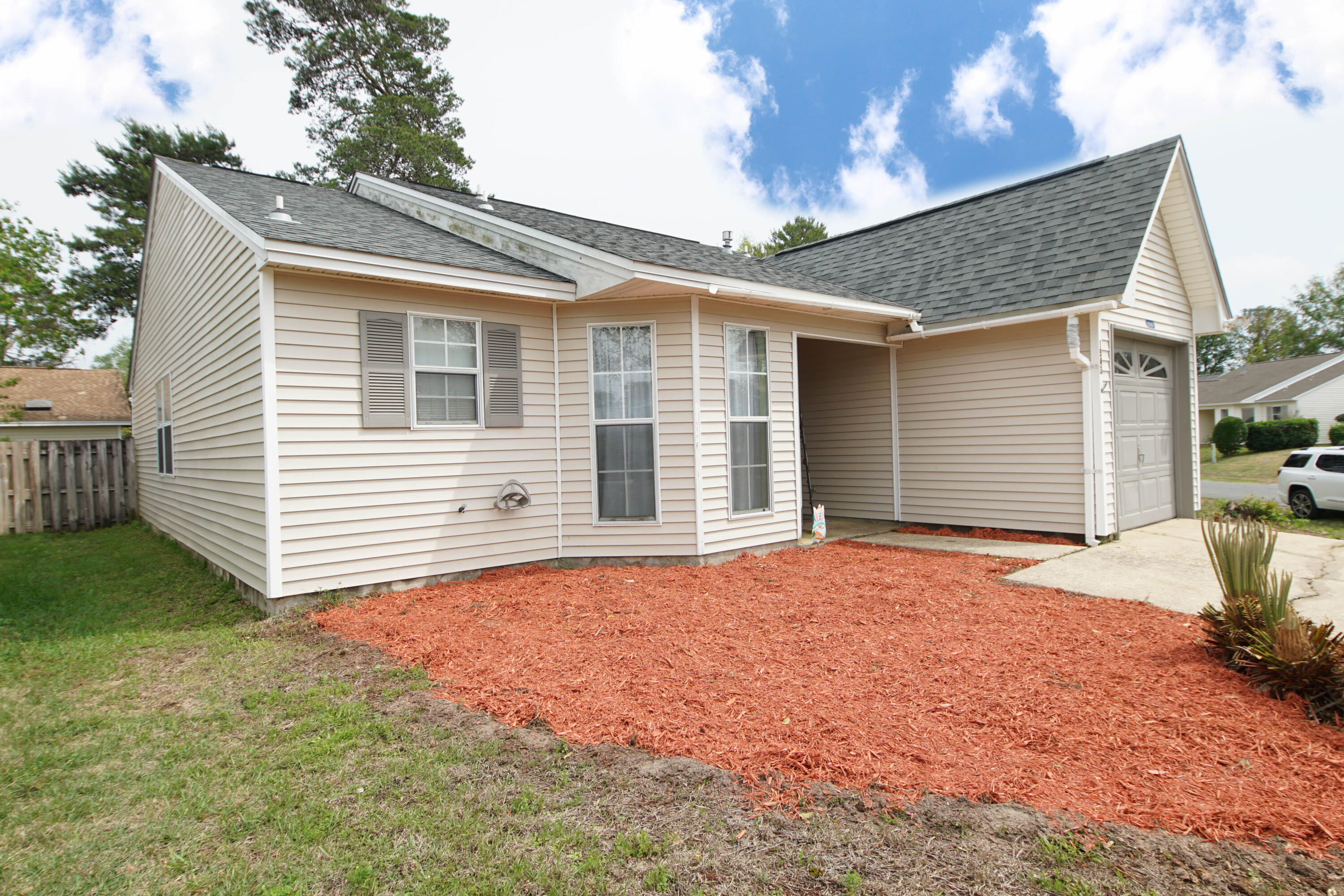 BLUE PINE VILLAGE PH 1 - Residential