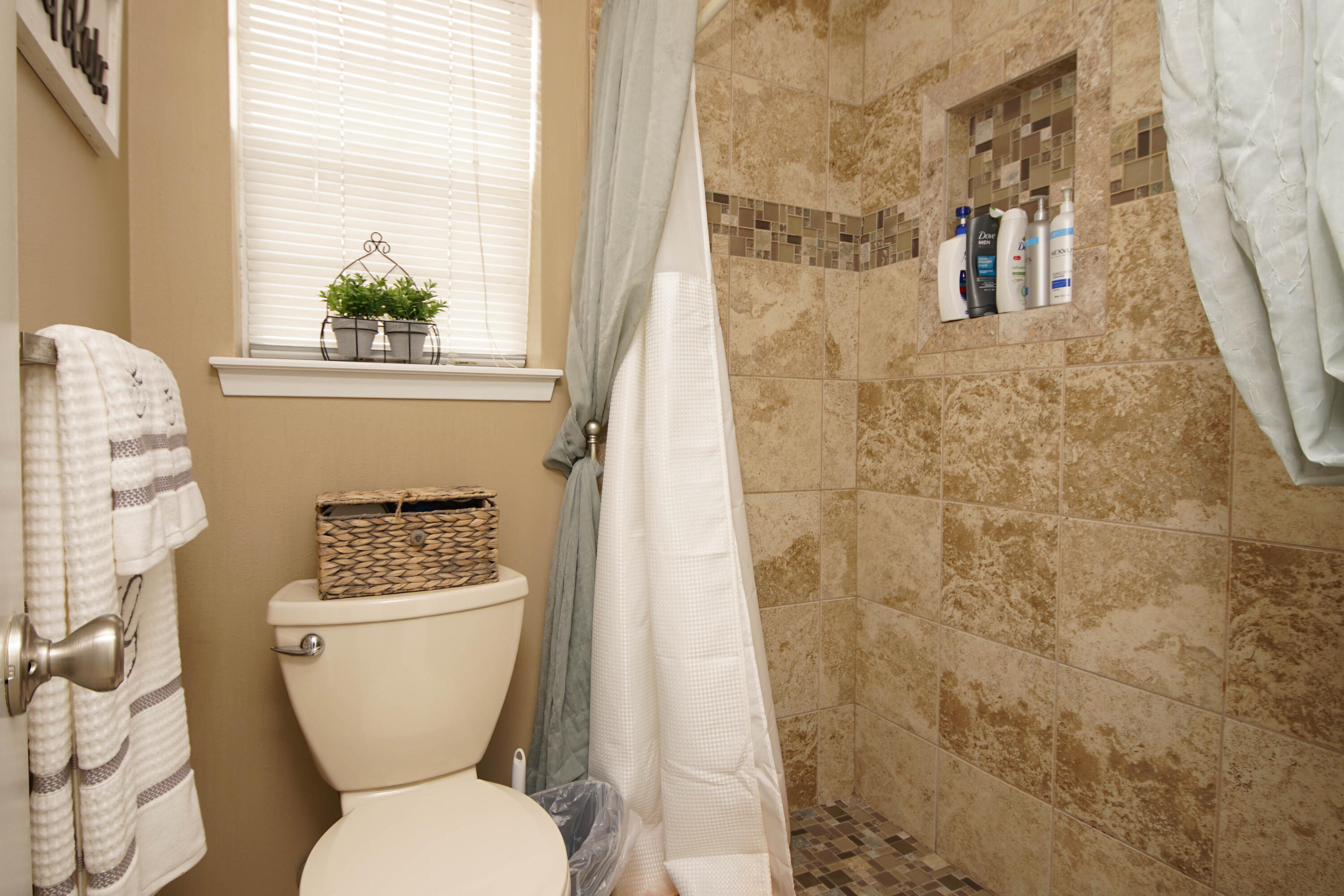 BLUE PINE VILLAGE PH 1 - Residential