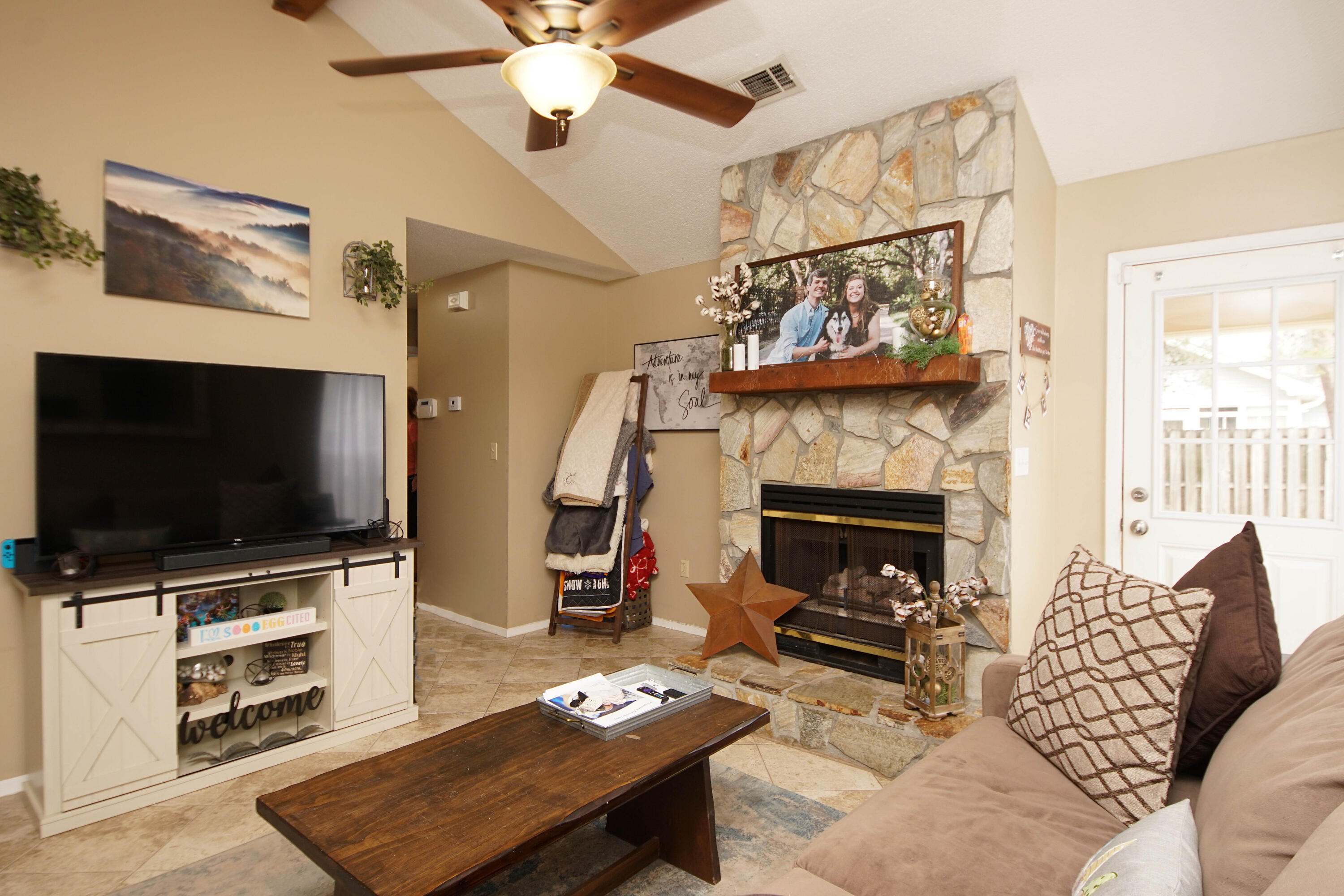 BLUE PINE VILLAGE PH 1 - Residential