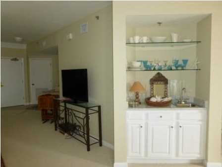 EAST PASS TOWERS CONDO PH 2 - Residential