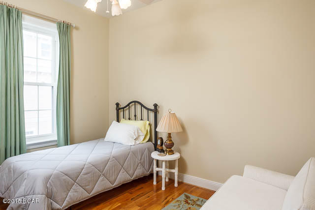 Laguna Beach Estates 4th Add - Residential