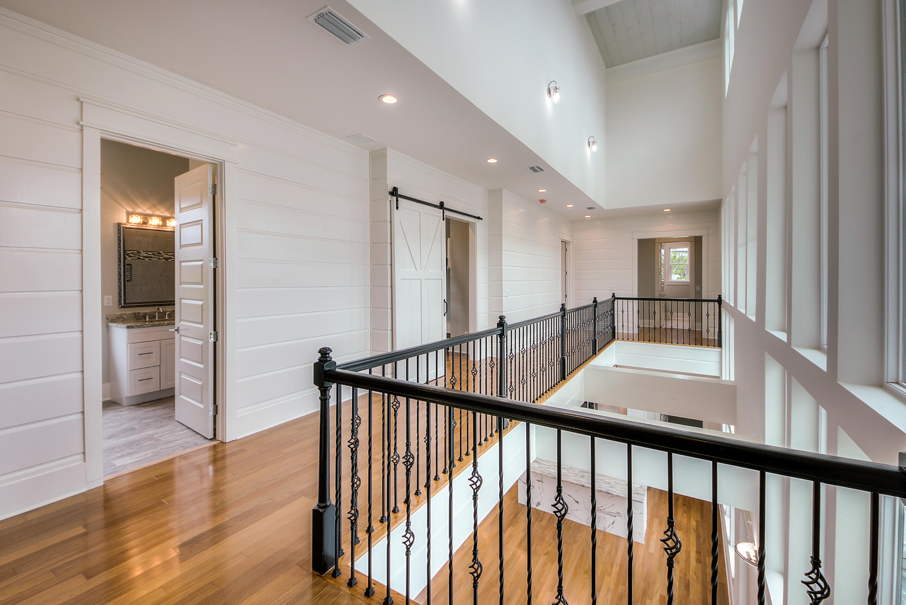 SEABREEZE EAST - Residential