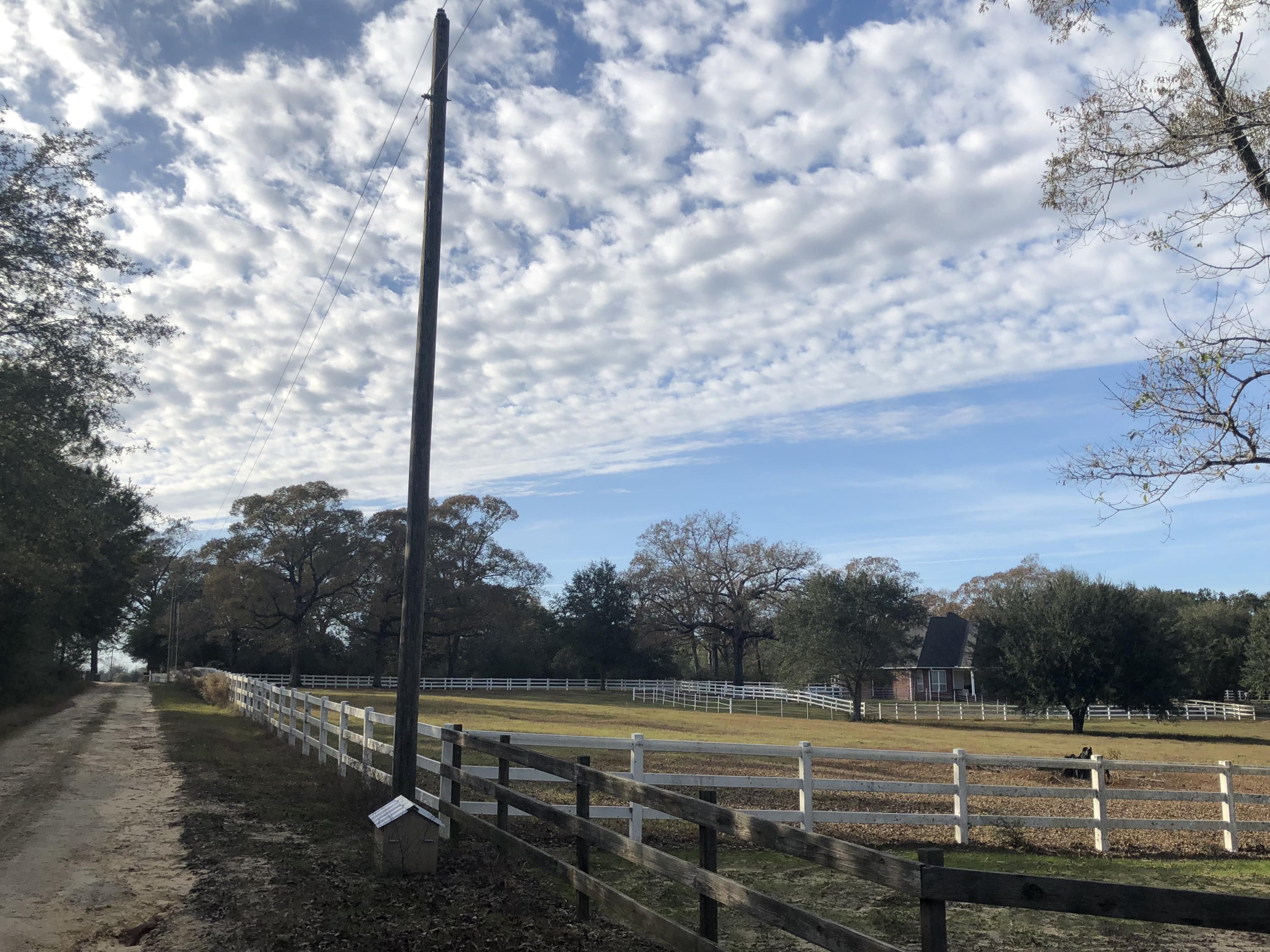 METES & BOUNDS - Farm