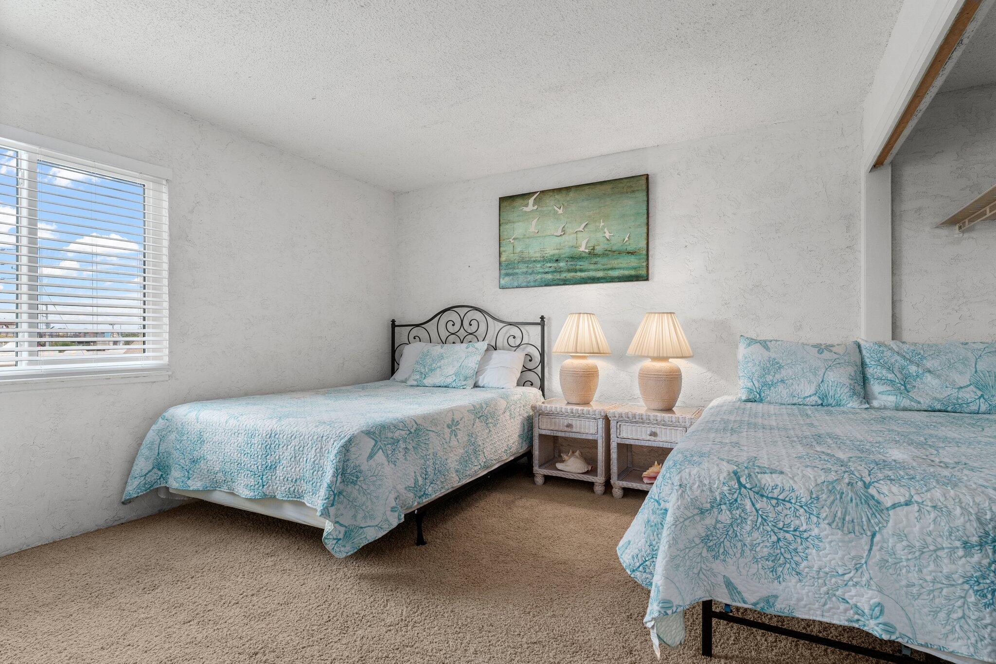 SUGAR BEACH T/H - Residential