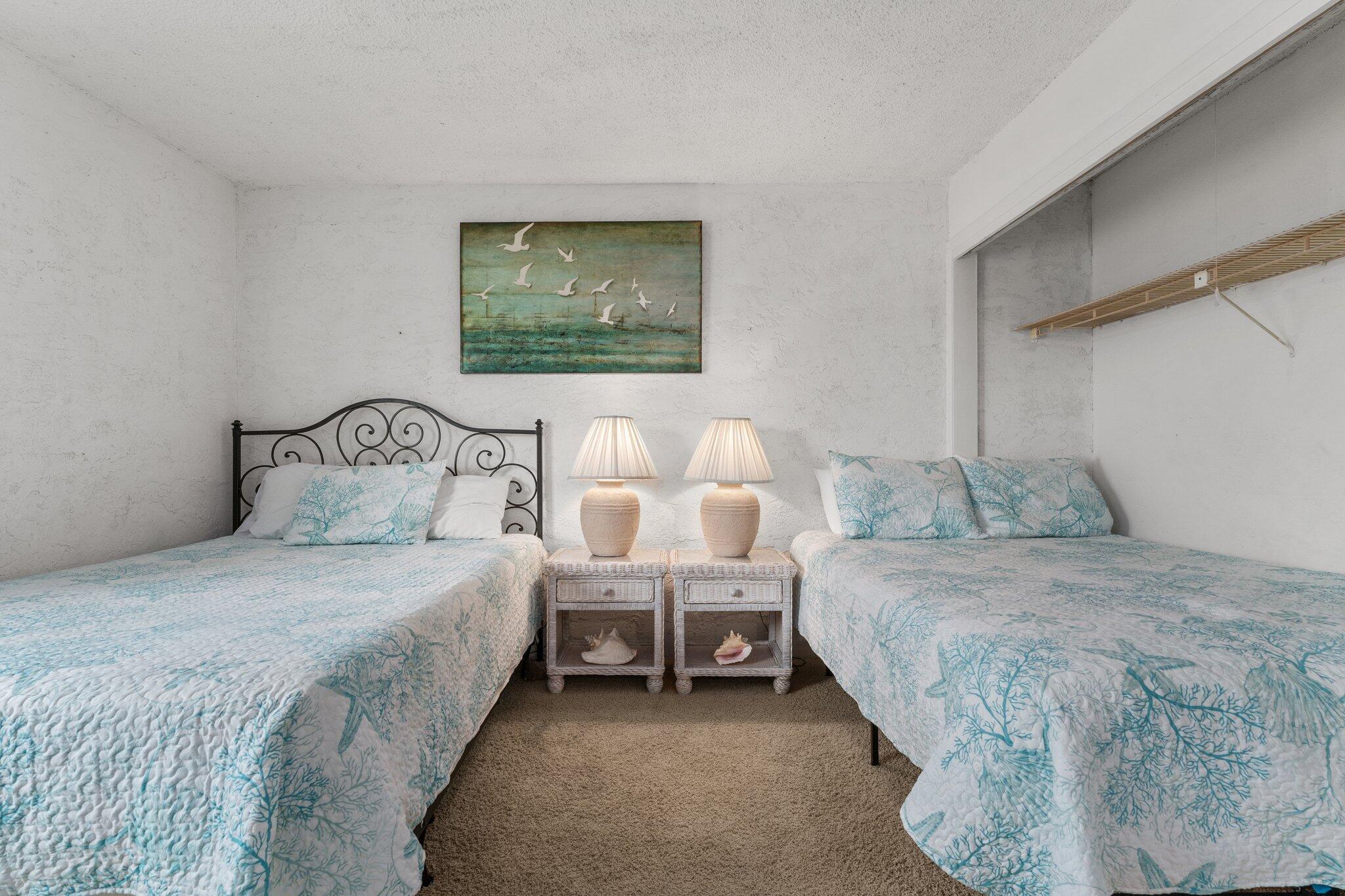 SUGAR BEACH T/H - Residential