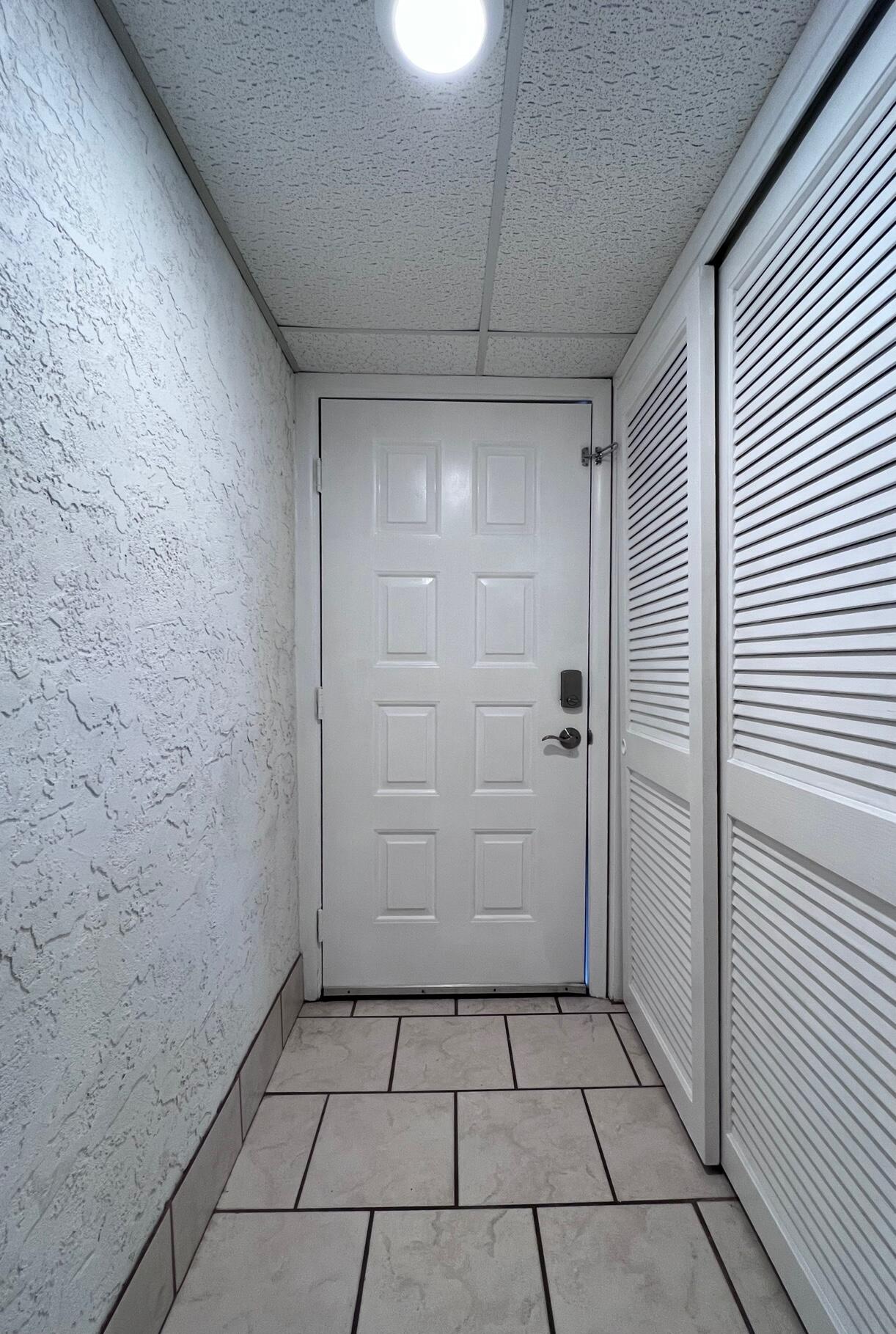 SUGAR BEACH T/H - Residential