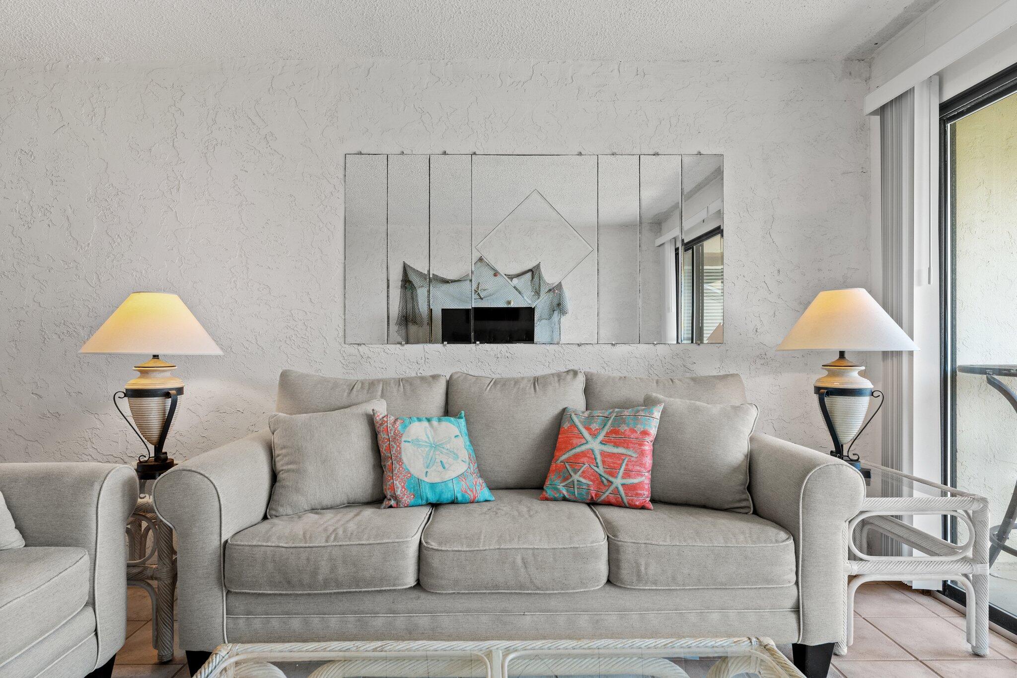 SUGAR BEACH T/H - Residential