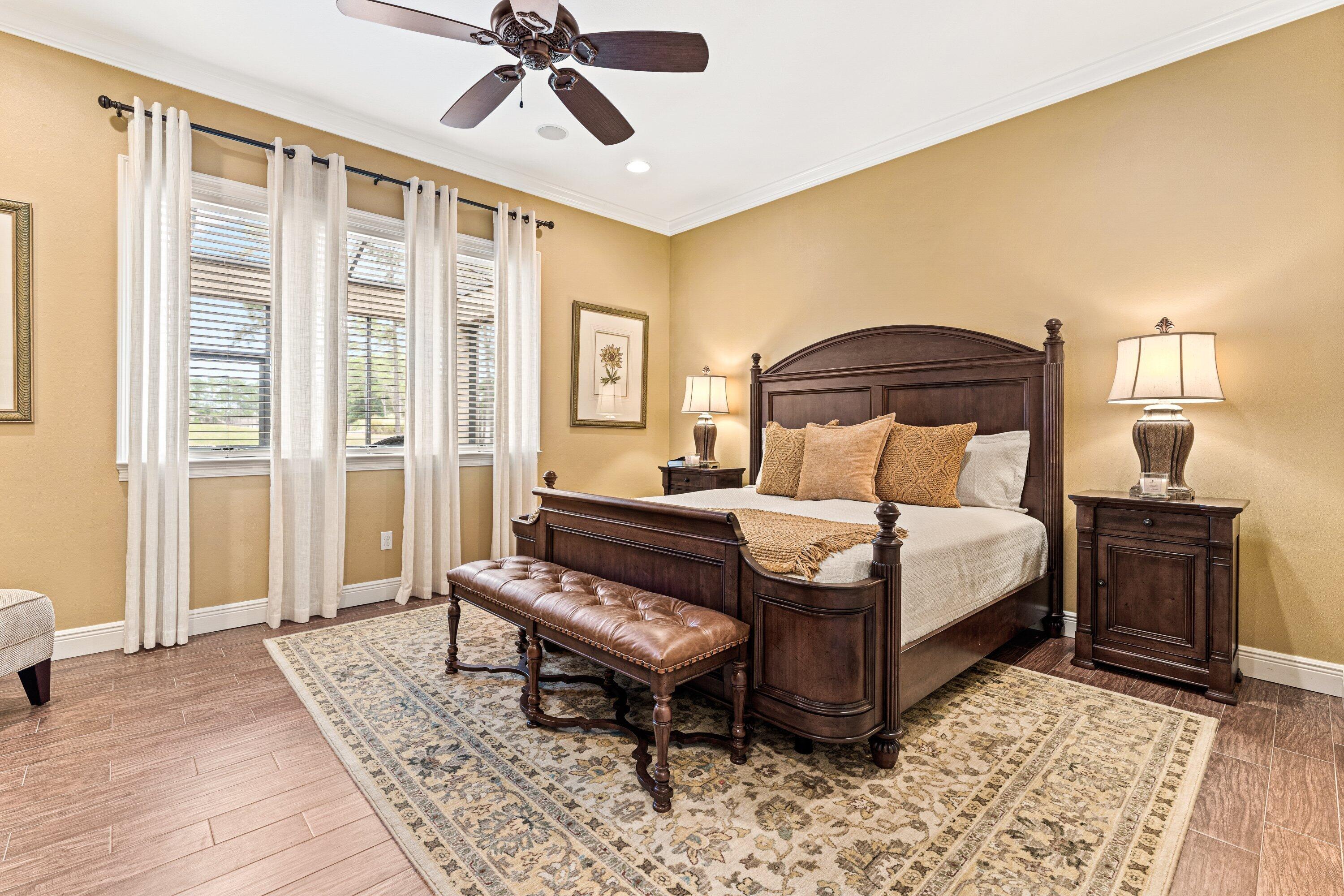 BAYTOWNE AVE - Residential