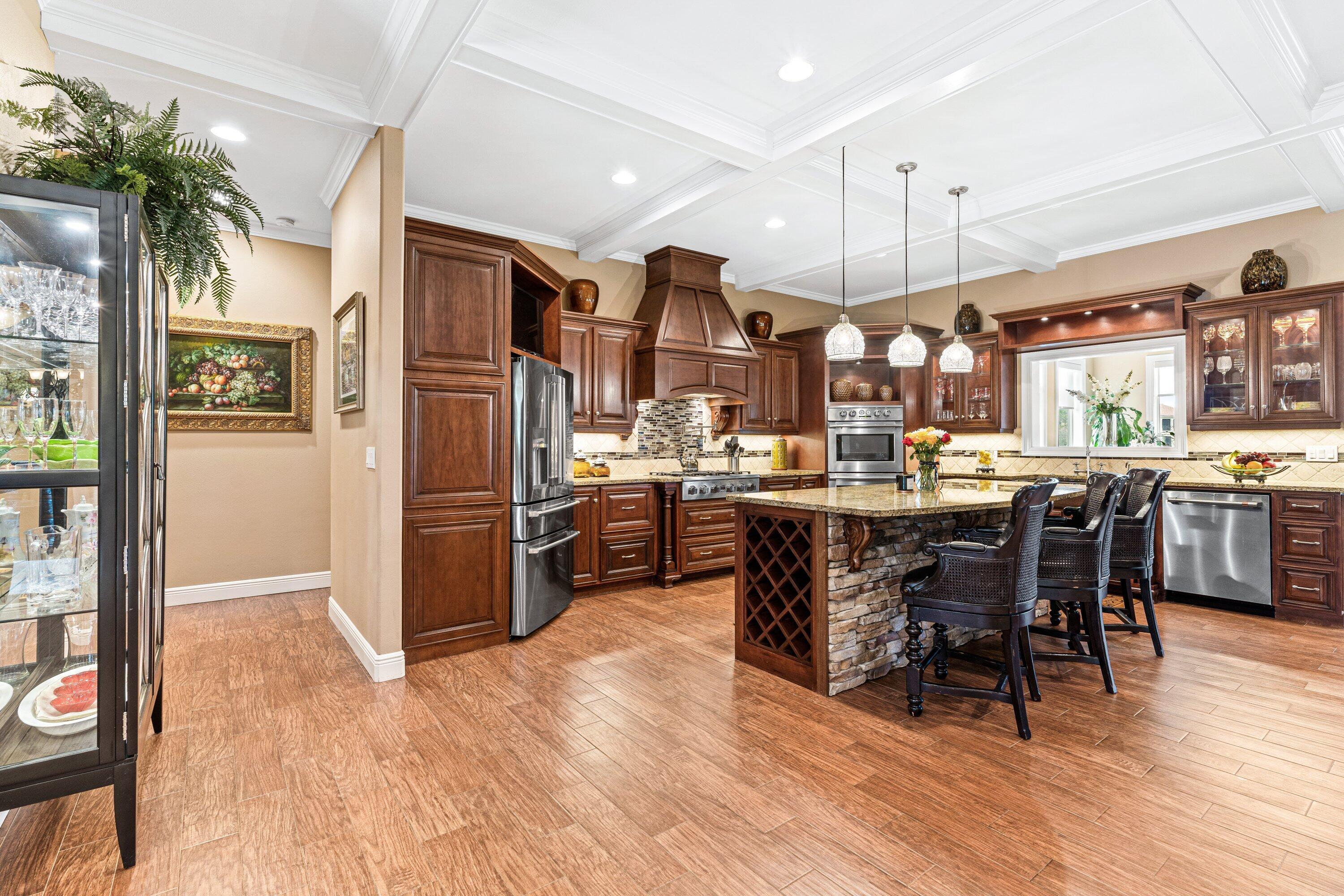 BAYTOWNE AVE - Residential