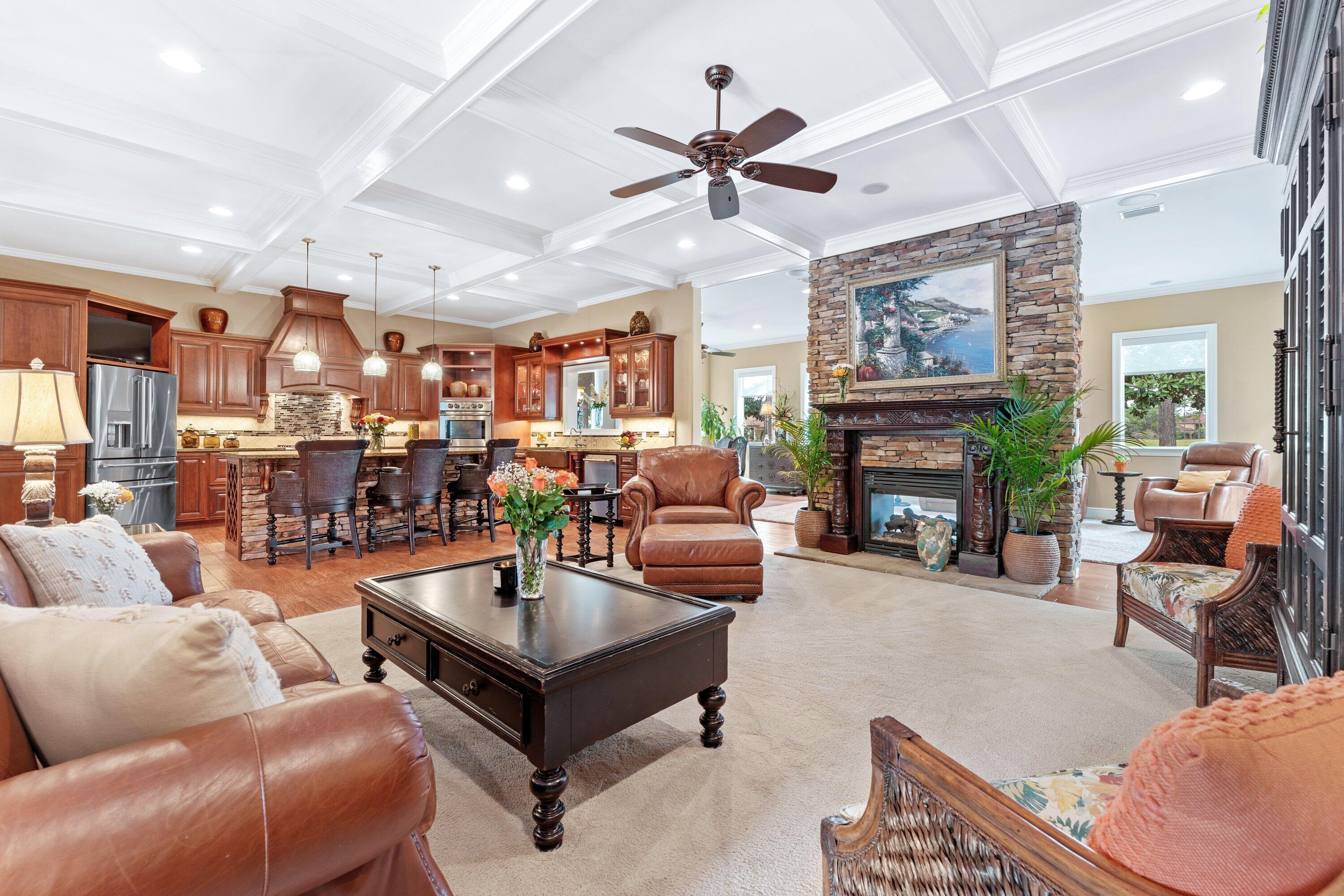 BAYTOWNE AVE - Residential
