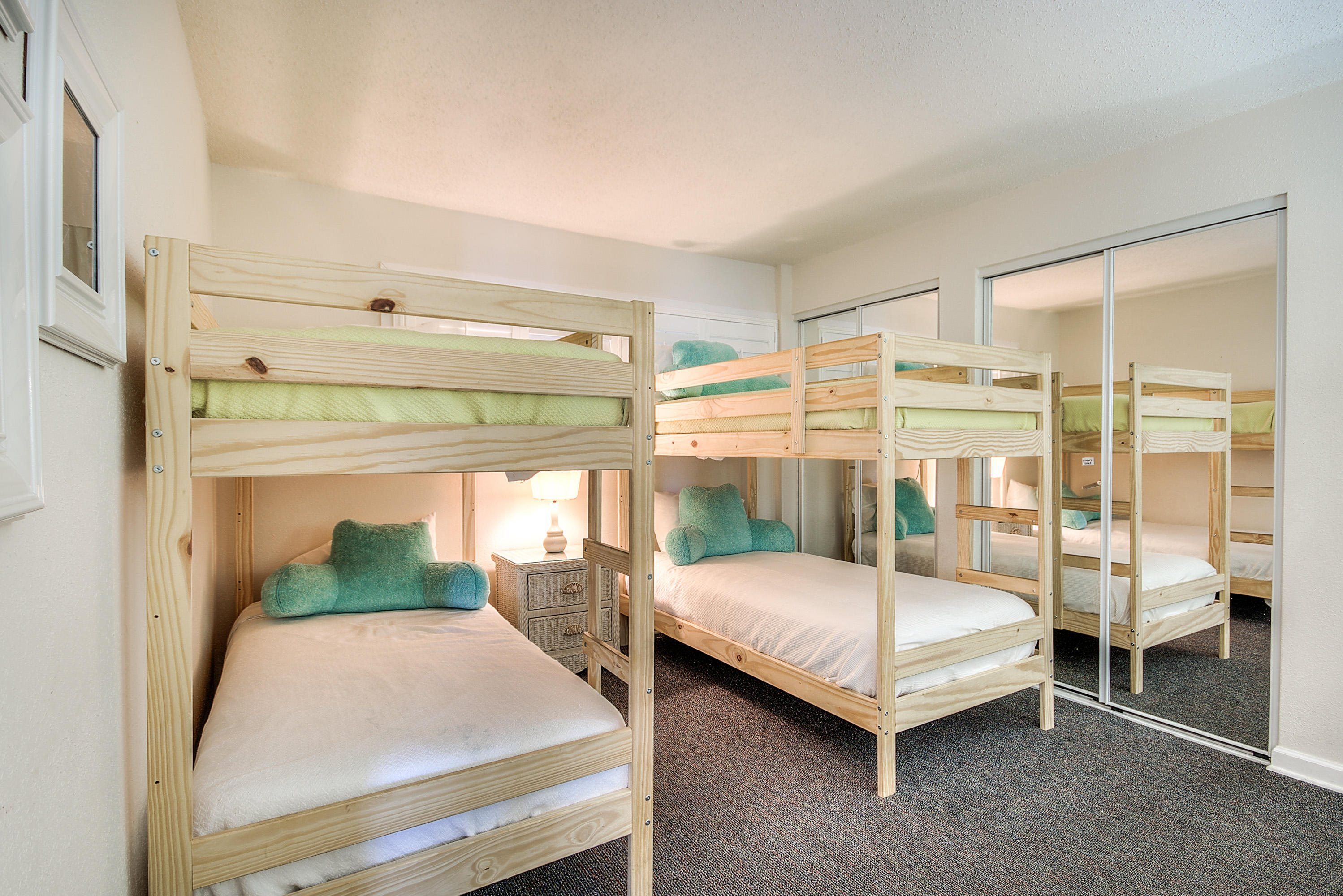 PINNACLE PORT - Residential