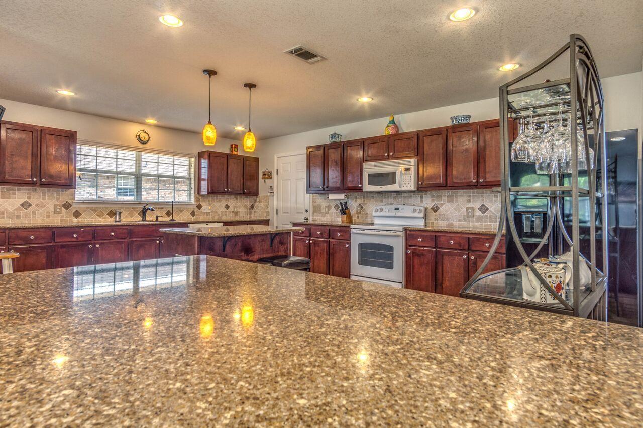 ALICIA PLACE - Residential