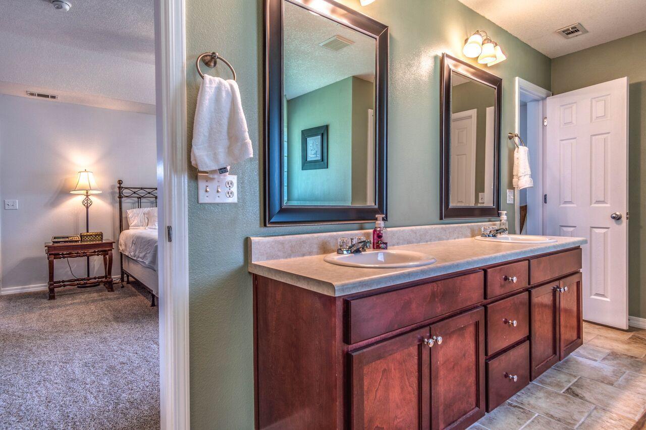 ALICIA PLACE - Residential