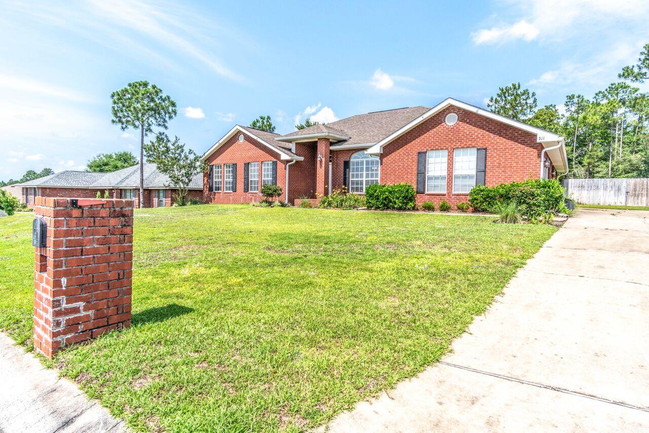 ALICIA PLACE - Residential