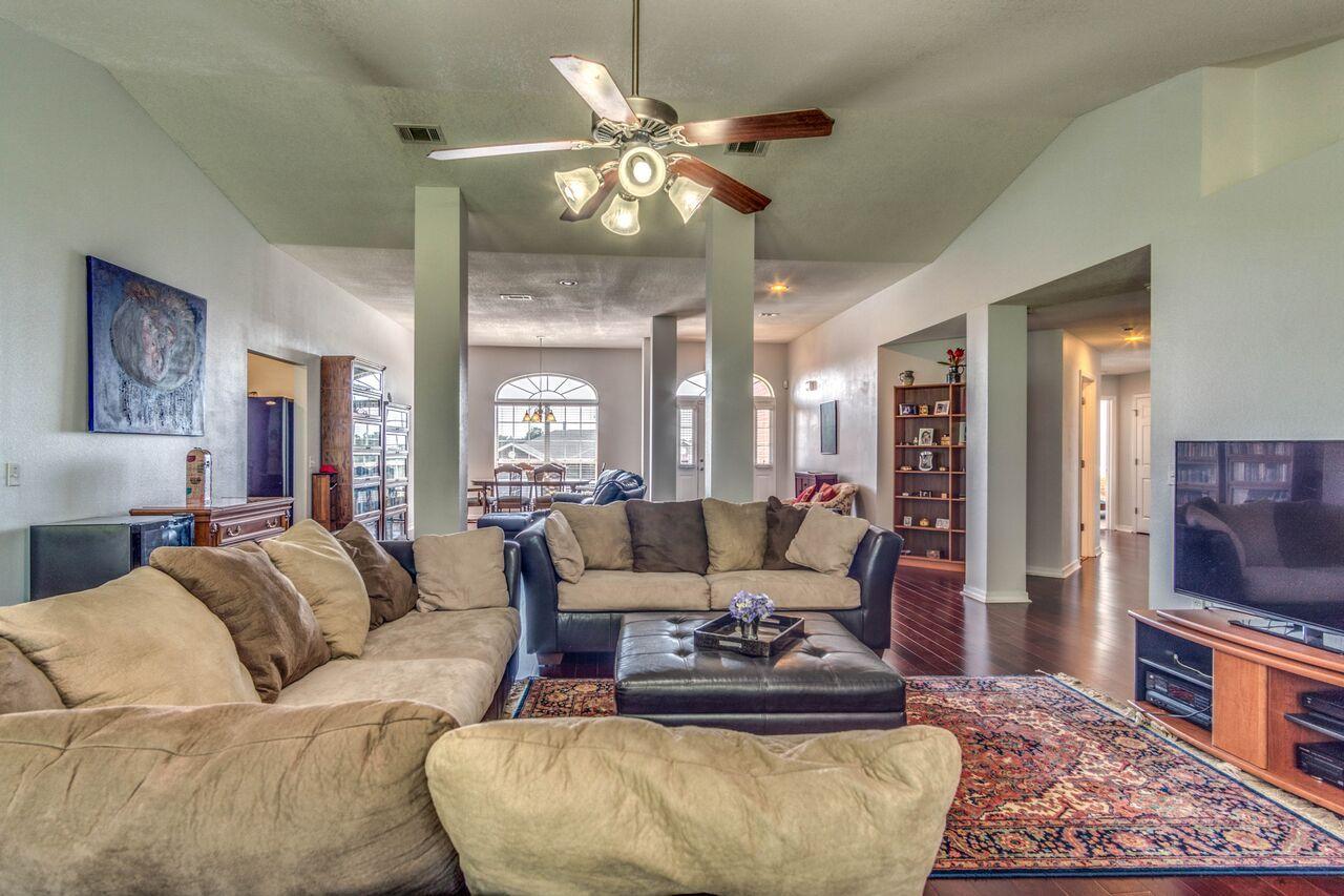 ALICIA PLACE - Residential