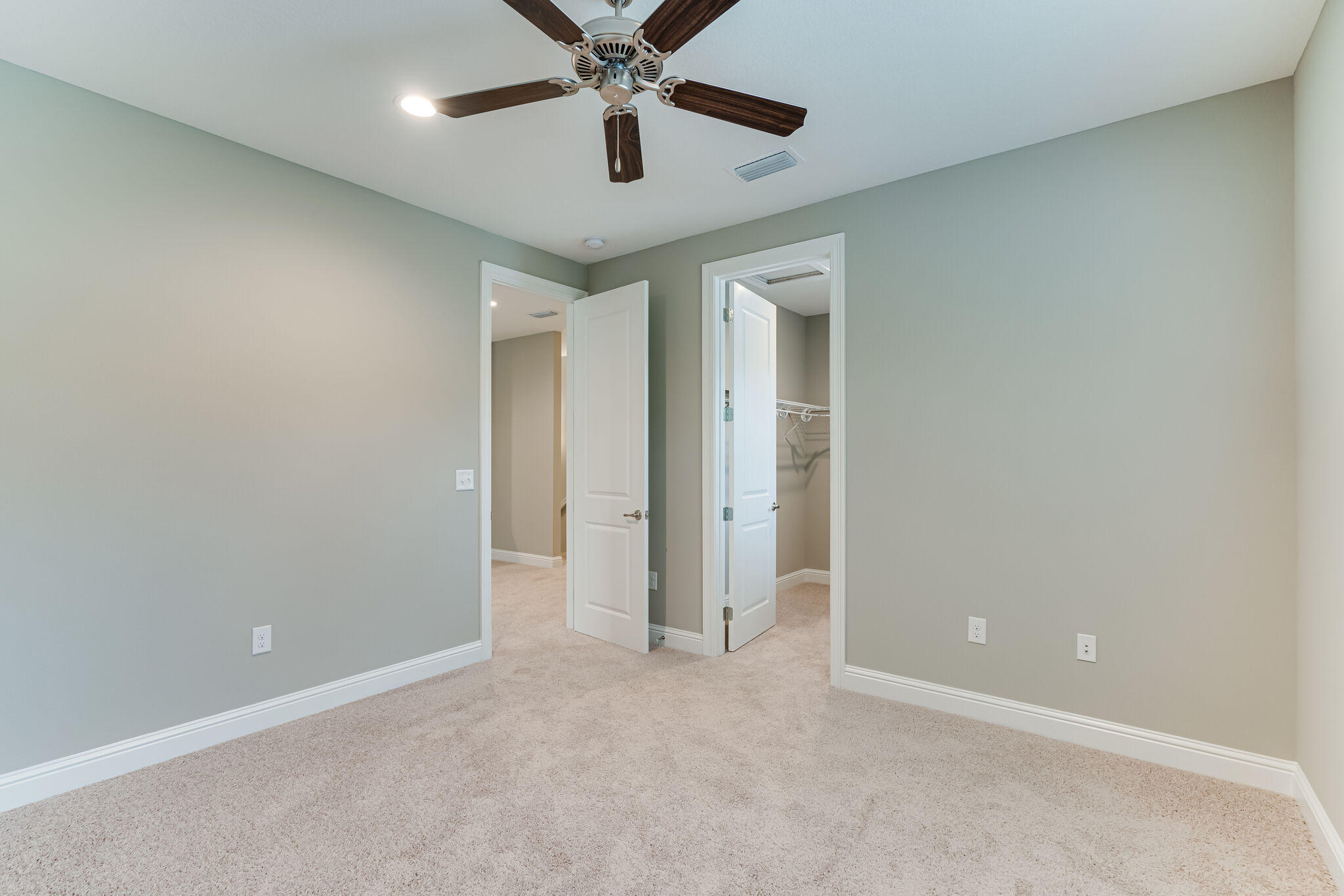 LAUREL OAKS S/D - Residential