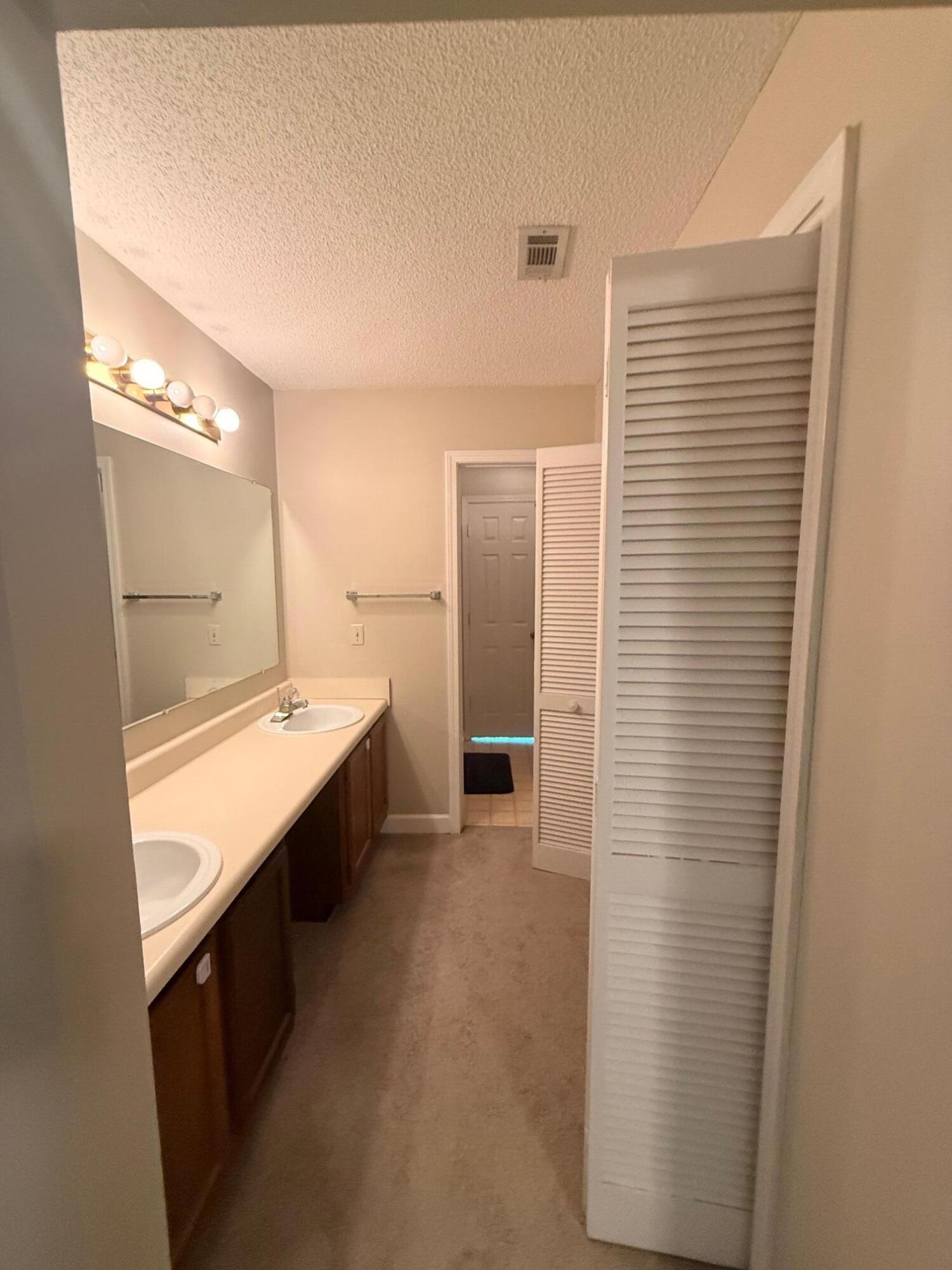 LAKESIDE CONDO AT BLUEWATER BAY - Residential Lease