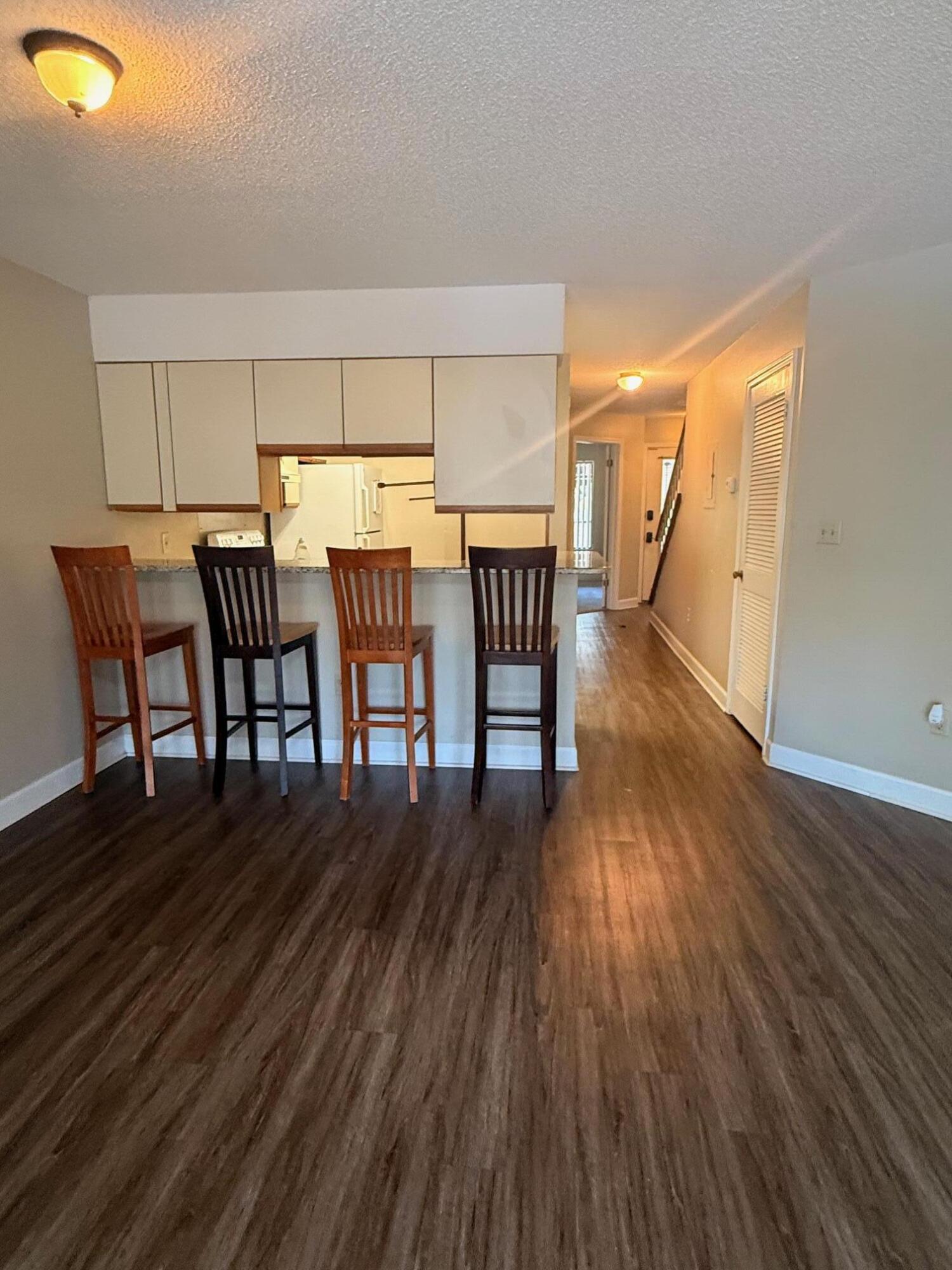 LAKESIDE CONDO AT BLUEWATER BAY - Residential Lease