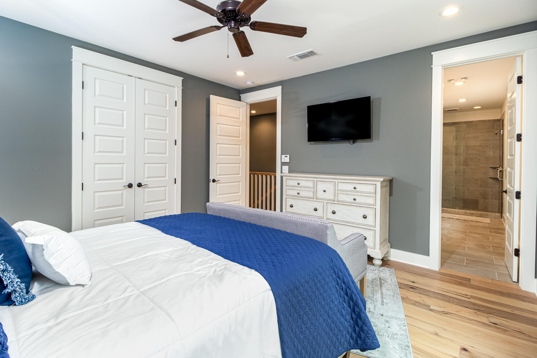 Ridgewalk - Residential