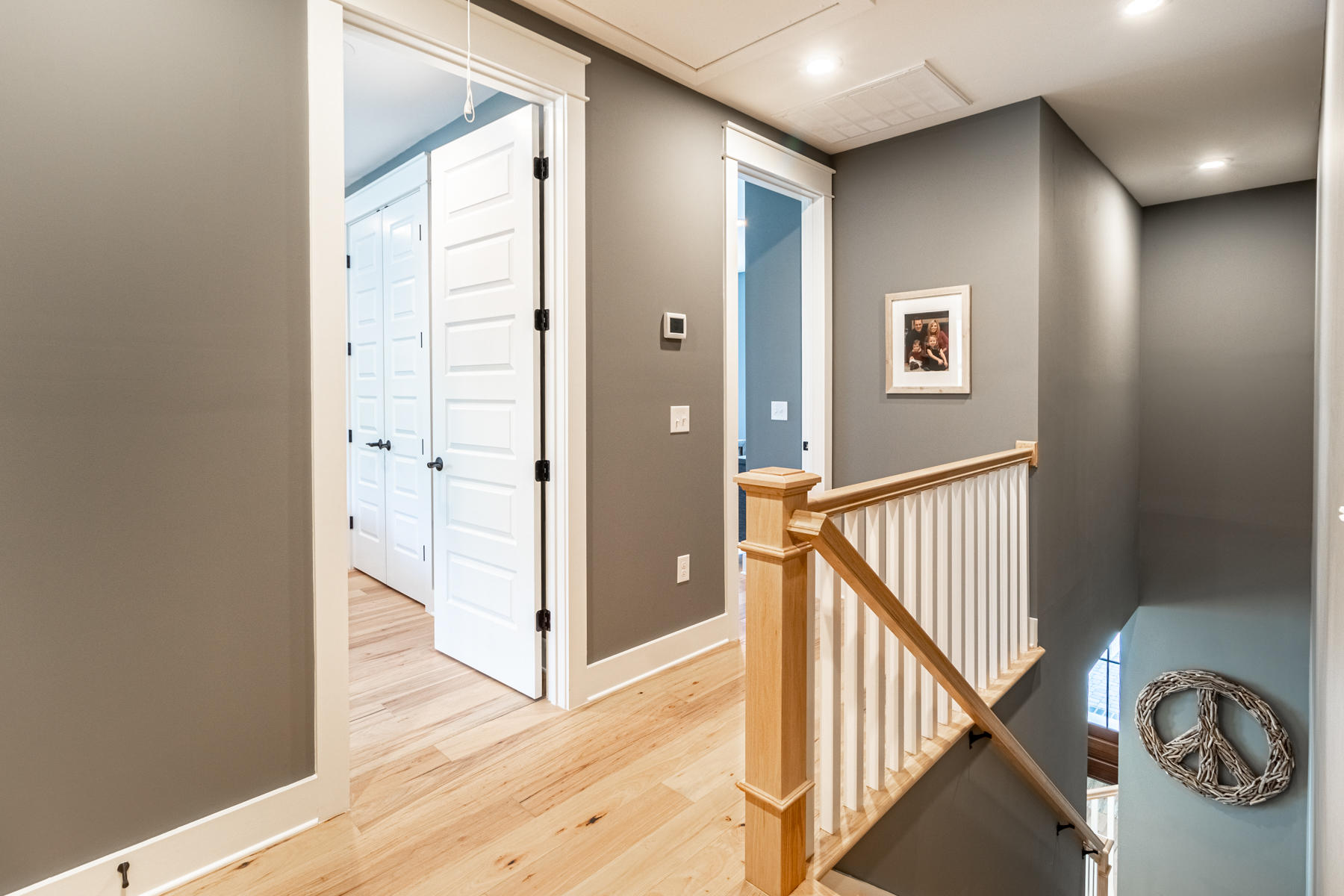 Ridgewalk - Residential