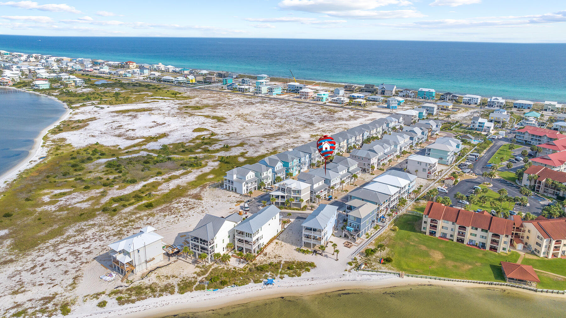 BY THE SEA - Residential