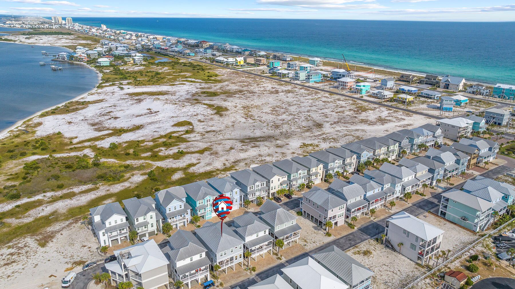 BY THE SEA - Residential
