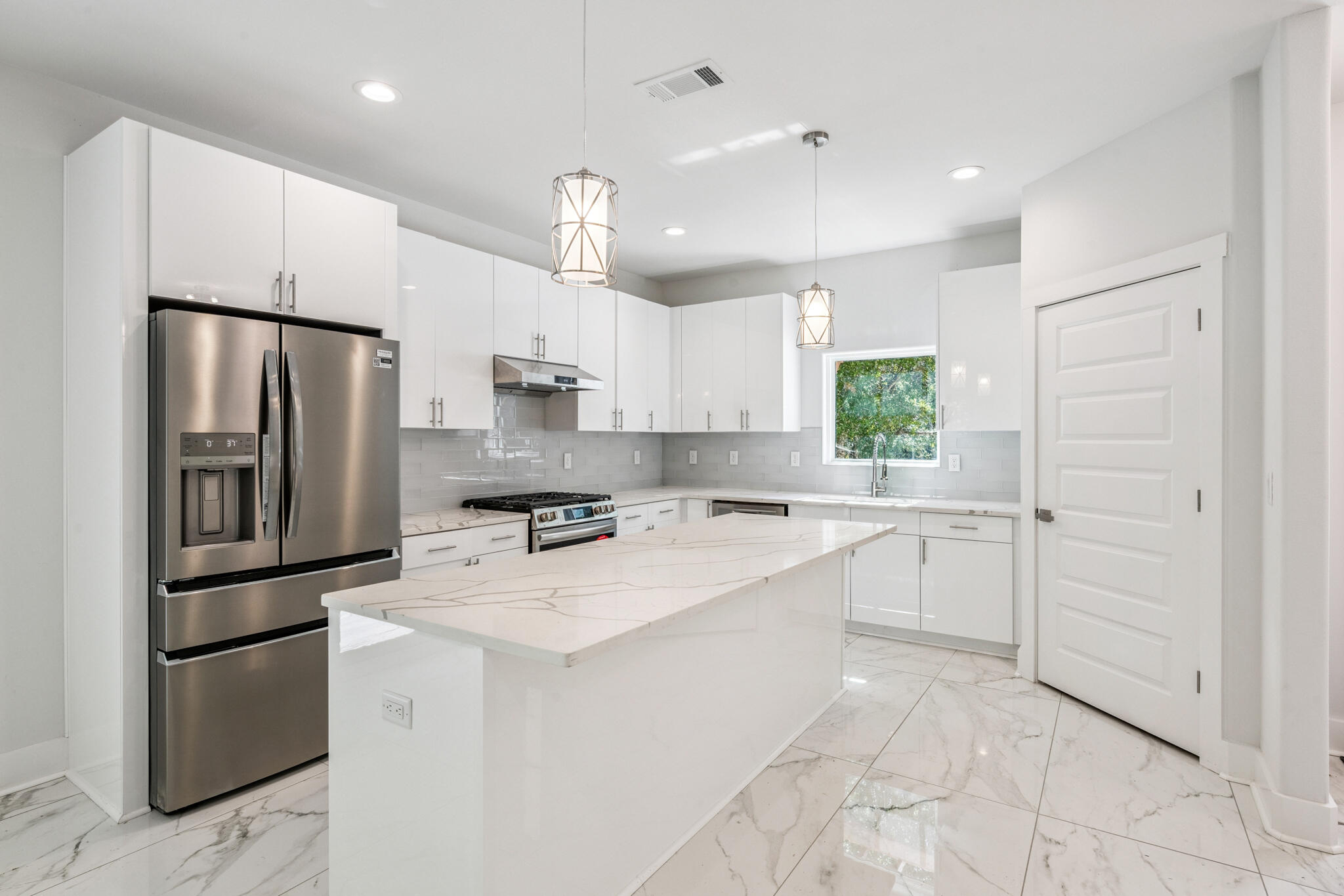 ROSEMONT S/D - Residential
