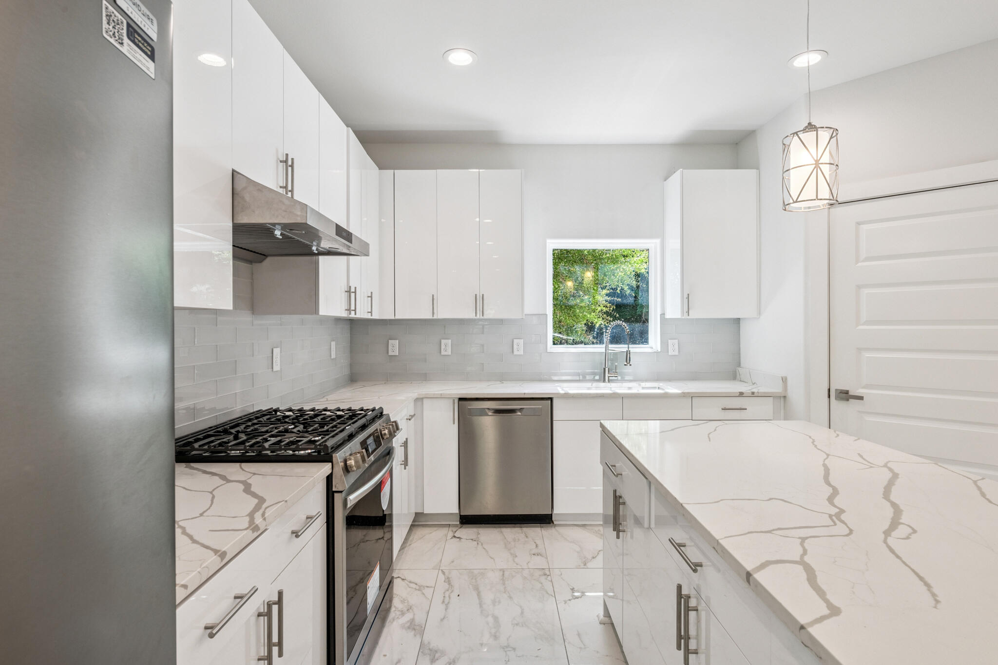 ROSEMONT S/D - Residential