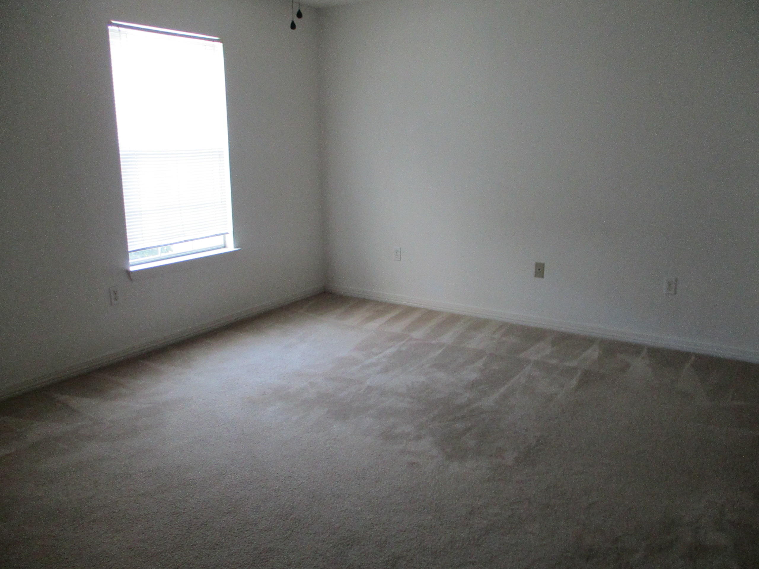 Schneider Dr T/H - Residential Lease