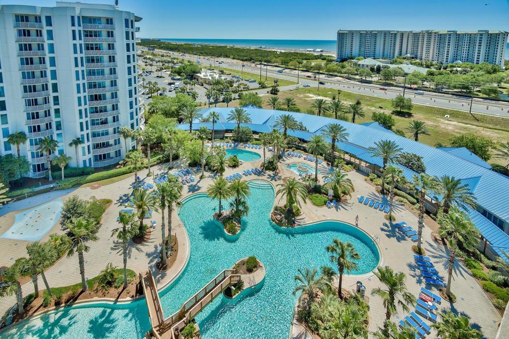 THE PALMS OF DESTIN RESORT - Residential