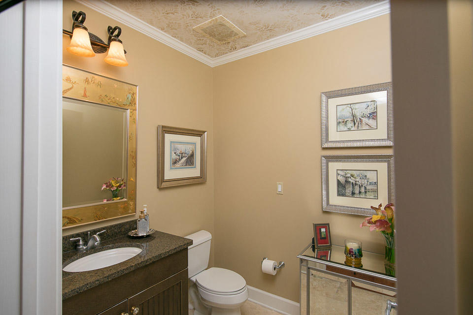 ONE WATER PLACE - Residential