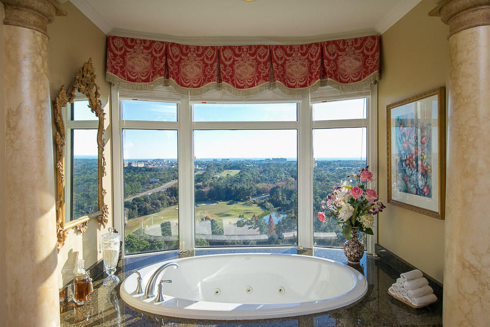 ONE WATER PLACE - Residential