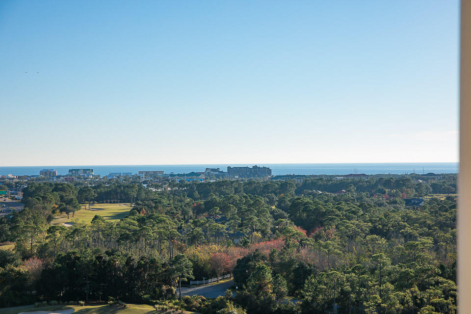 ONE WATER PLACE - Residential